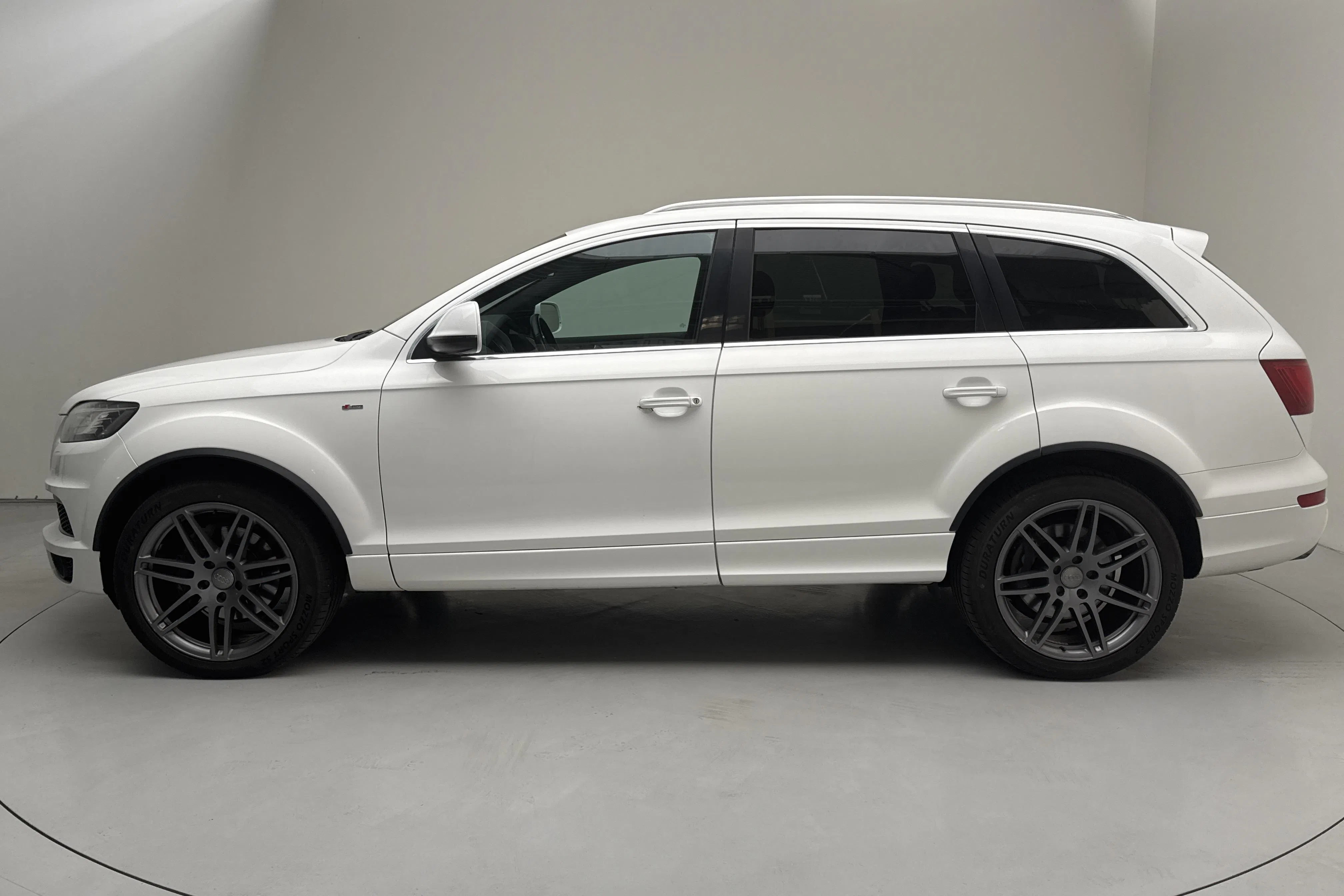 Presentation photo 2 of 19: Audi Q7 4.2 TDI quattro (340hk) - 223 790 km - Automatic - white - 2010
