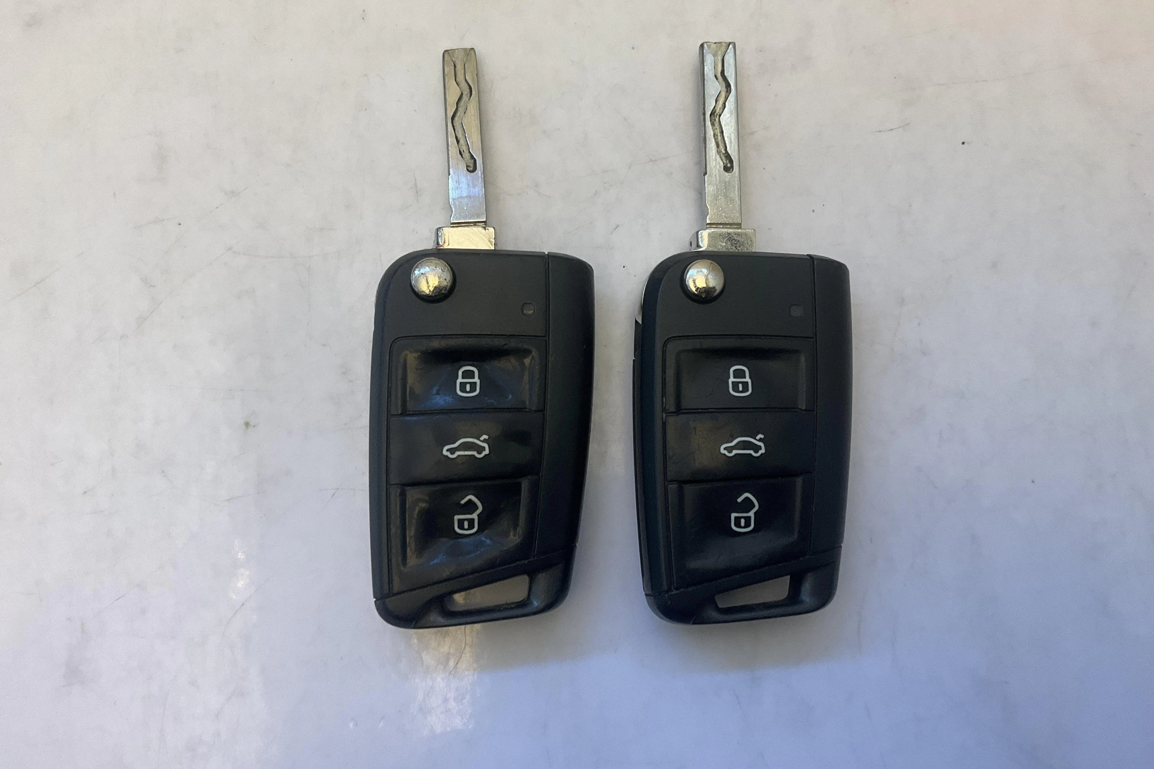 Presentationsfoto 12 av 12: Seat Leon 1.5 TGI ST (130hk) - 7 341 mil - Automat - vit - 2019