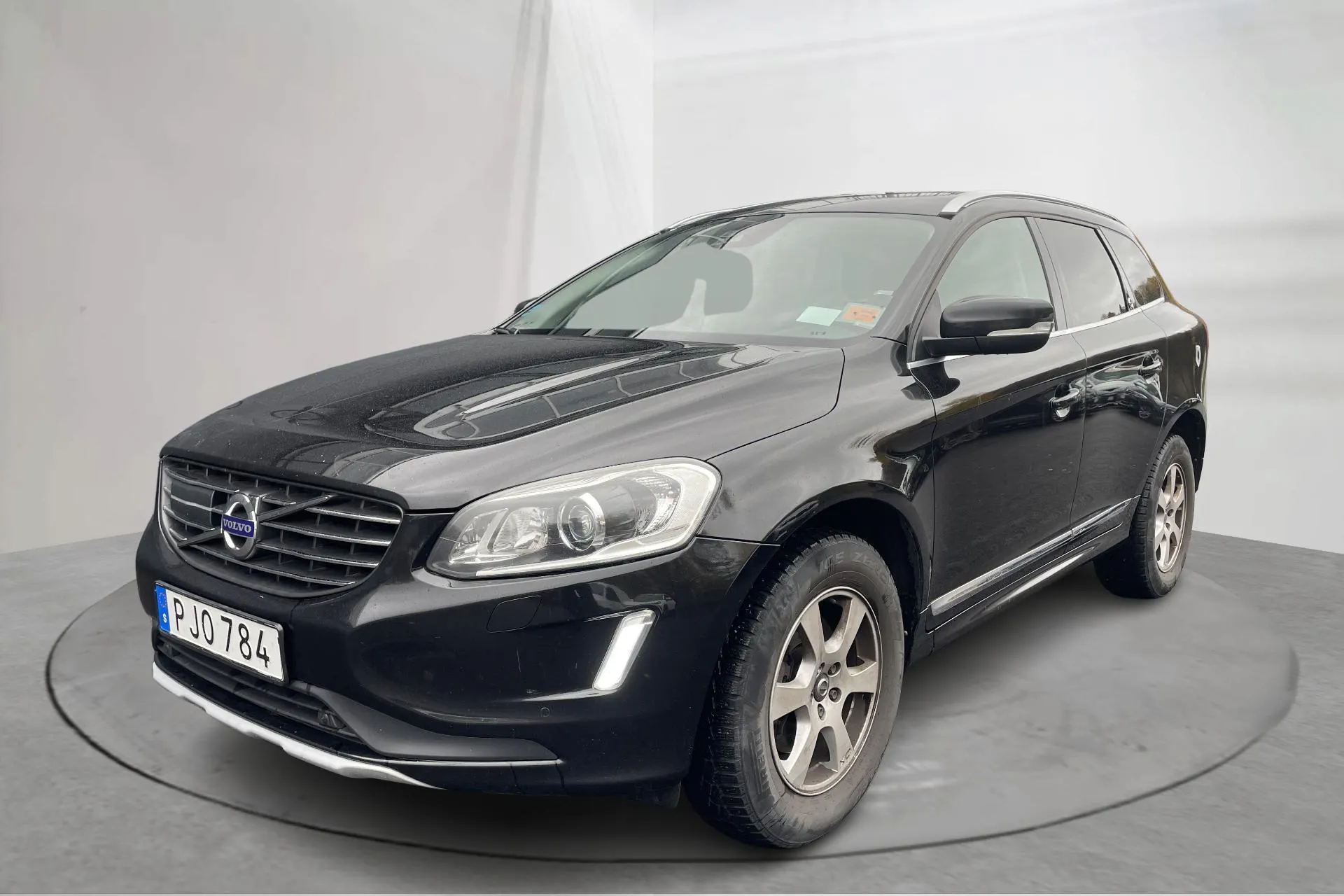 Presentation photo 1 of 14: Volvo XC60 D4 AWD (190hk) - 202 180 km - Automatic - black - 2017