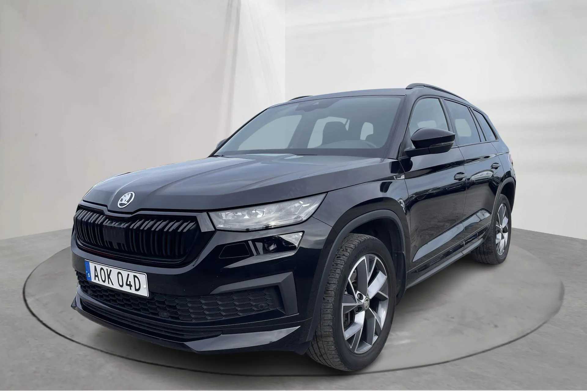 Presentationsfoto 1 av 23: Skoda Kodiaq 2.0 TSI 4X4 (190hk) - 6 275 mil - Automat - svart - 2022