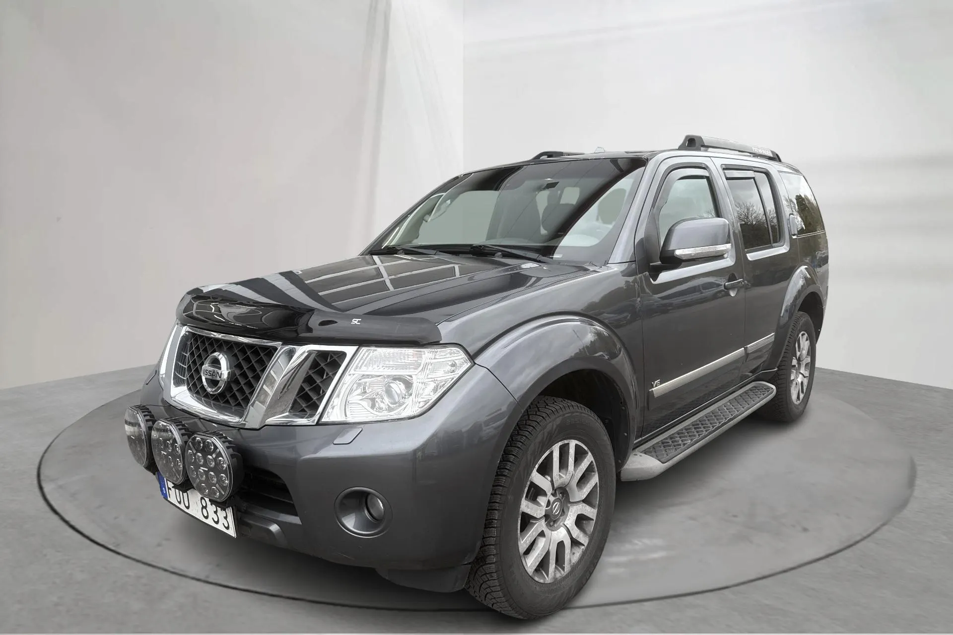 Presentationsfoto 1 av 20: Nissan Pathfinder 3.0 V6 dCi (231hk) - 24 929 mil - Automat - Mörkgrå - 2011