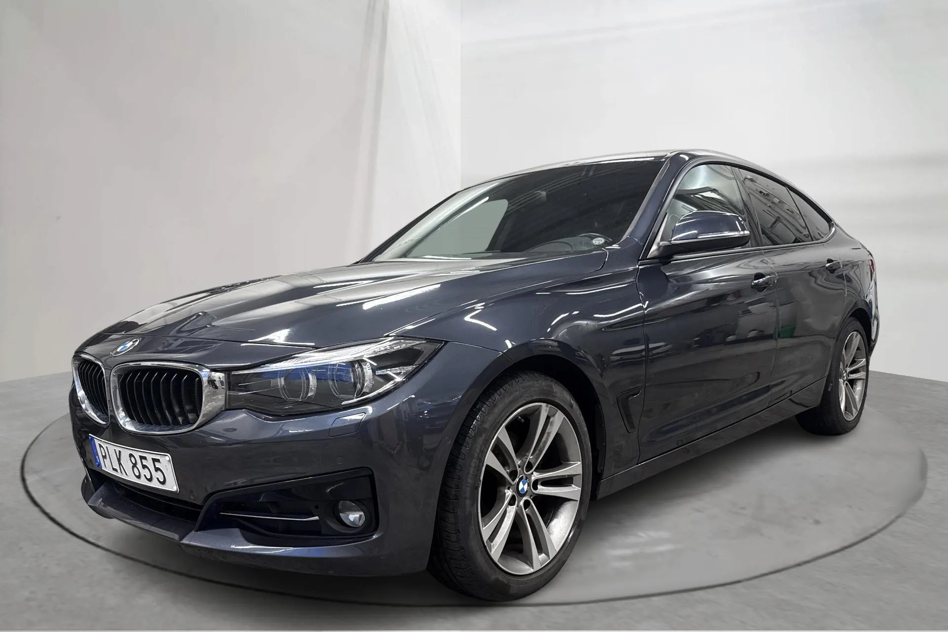 Presentationsfoto 1 av 16: BMW 320d GT xDrive, F34 (190hk) - 15 116 mil - Automat - grå - 2018