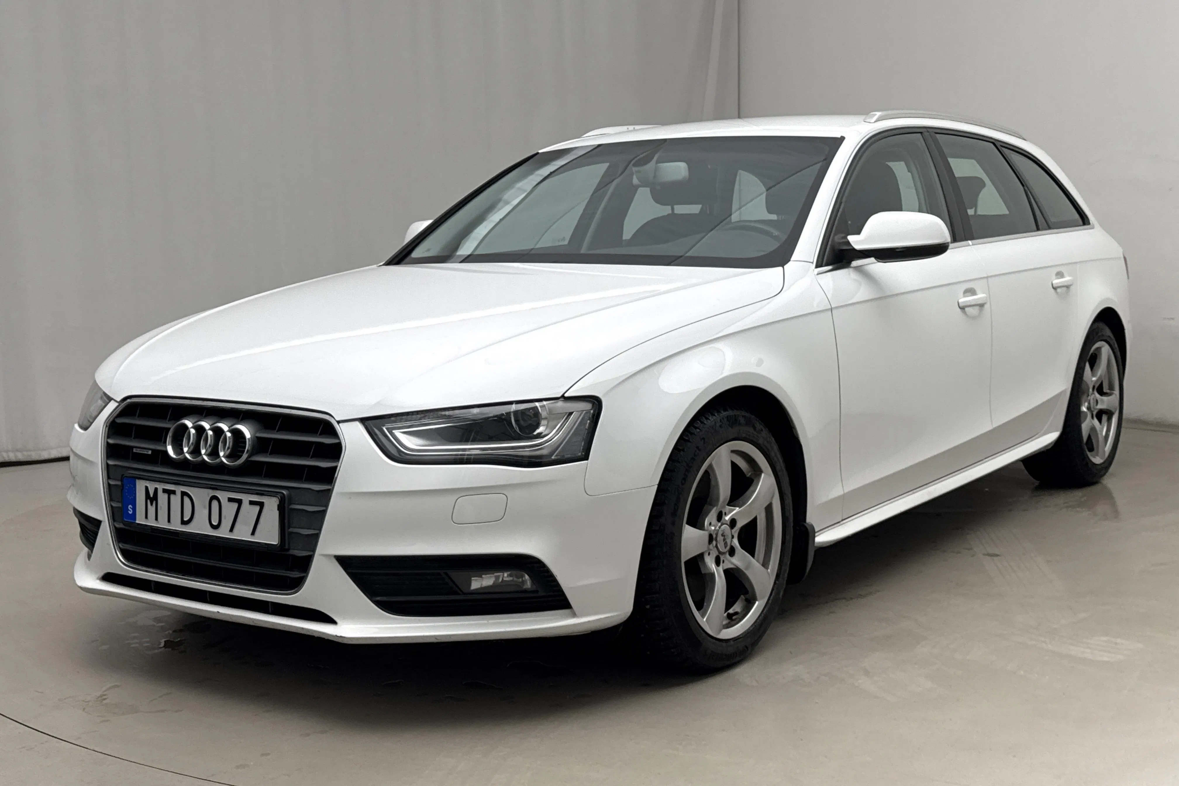 Audi A4 2.0 TDI Avant quattro (177hk)