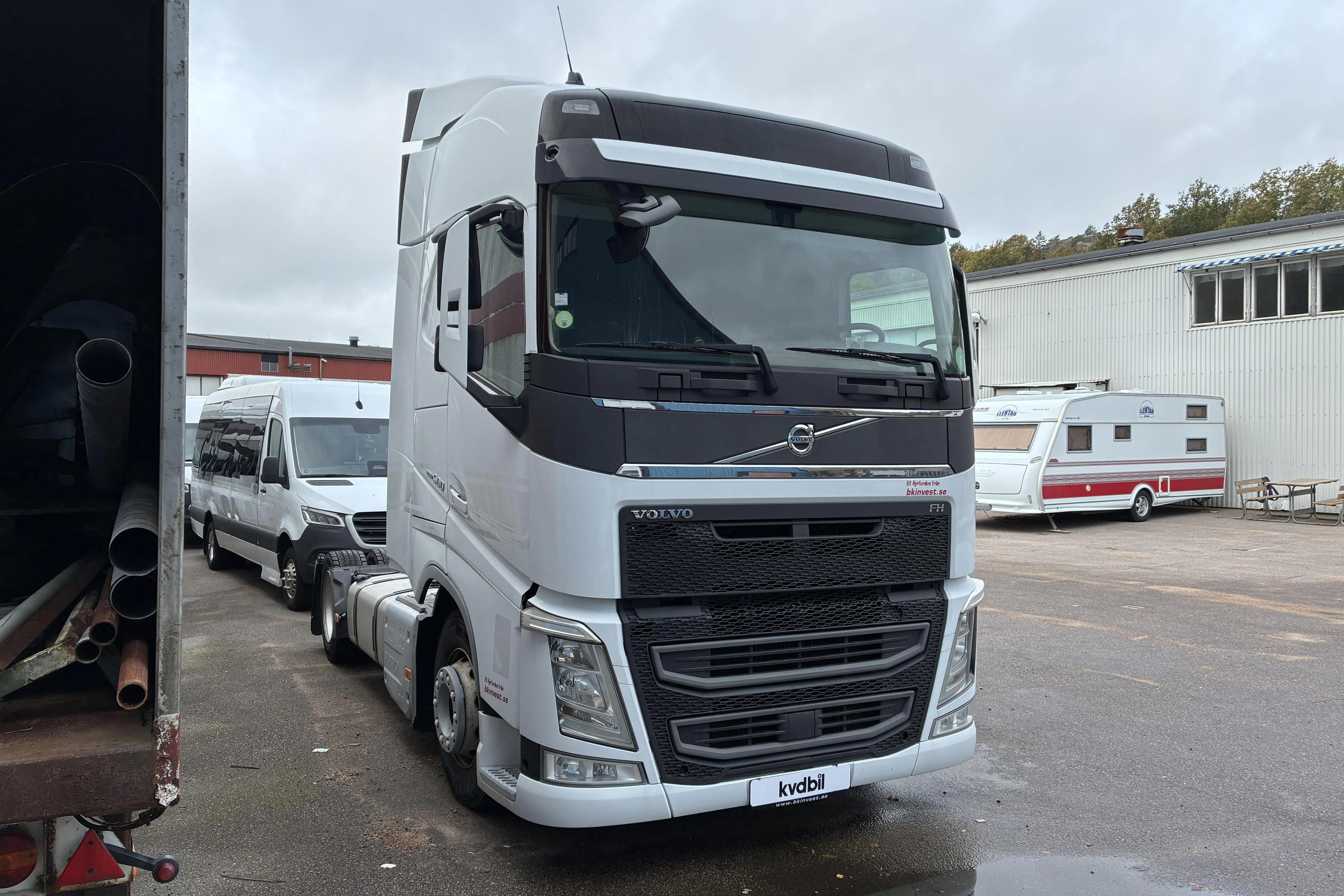 Presentationsfoto 2 av 45: Volvo FH500 - 538 103 km - Automat - vit - 2017