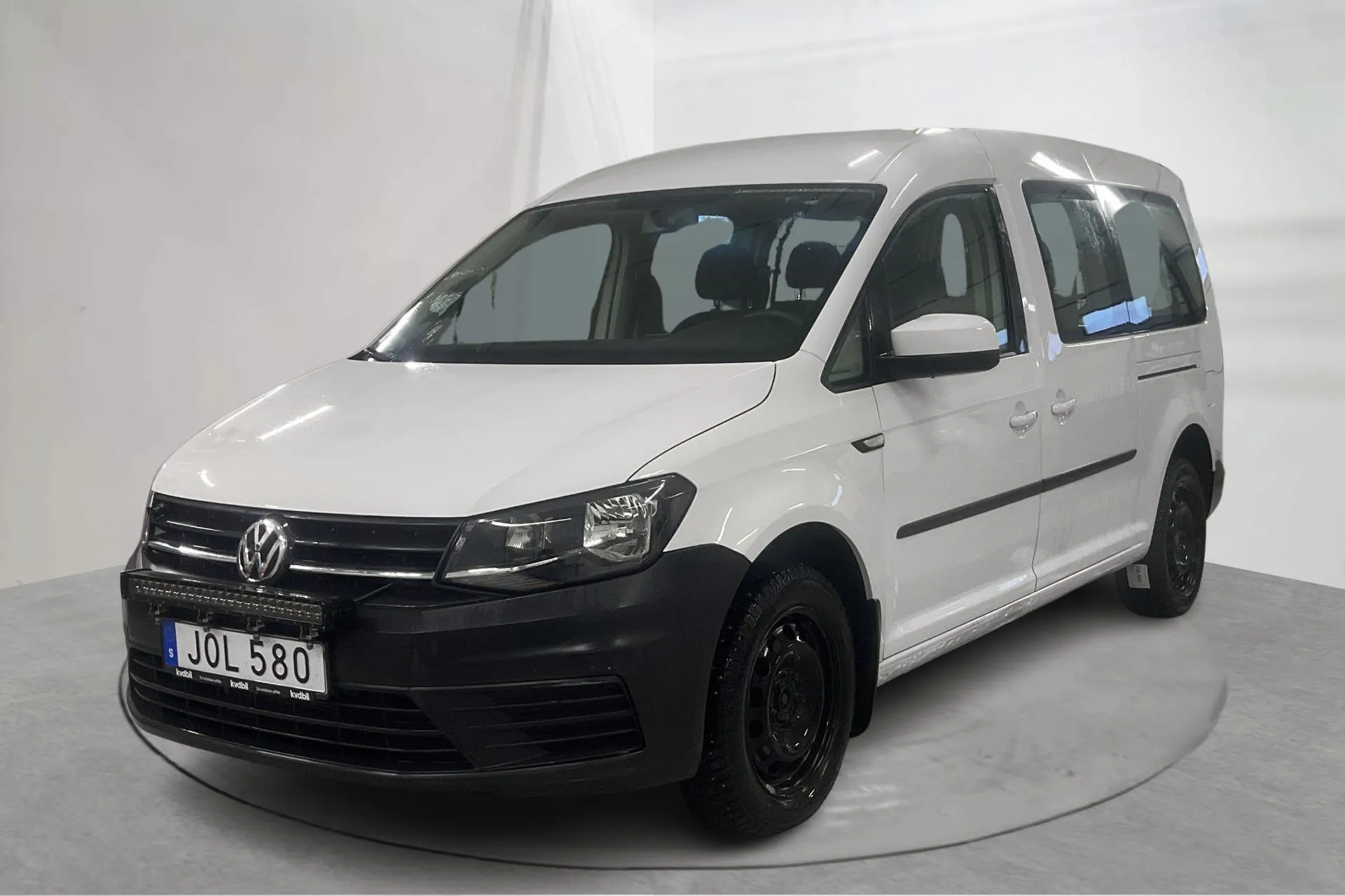 Presentationsfoto 1 av 16: VW Caddy Maxi Life 2.0 TDI (102hk) - 7 340 mil - Automat - vit - 2019