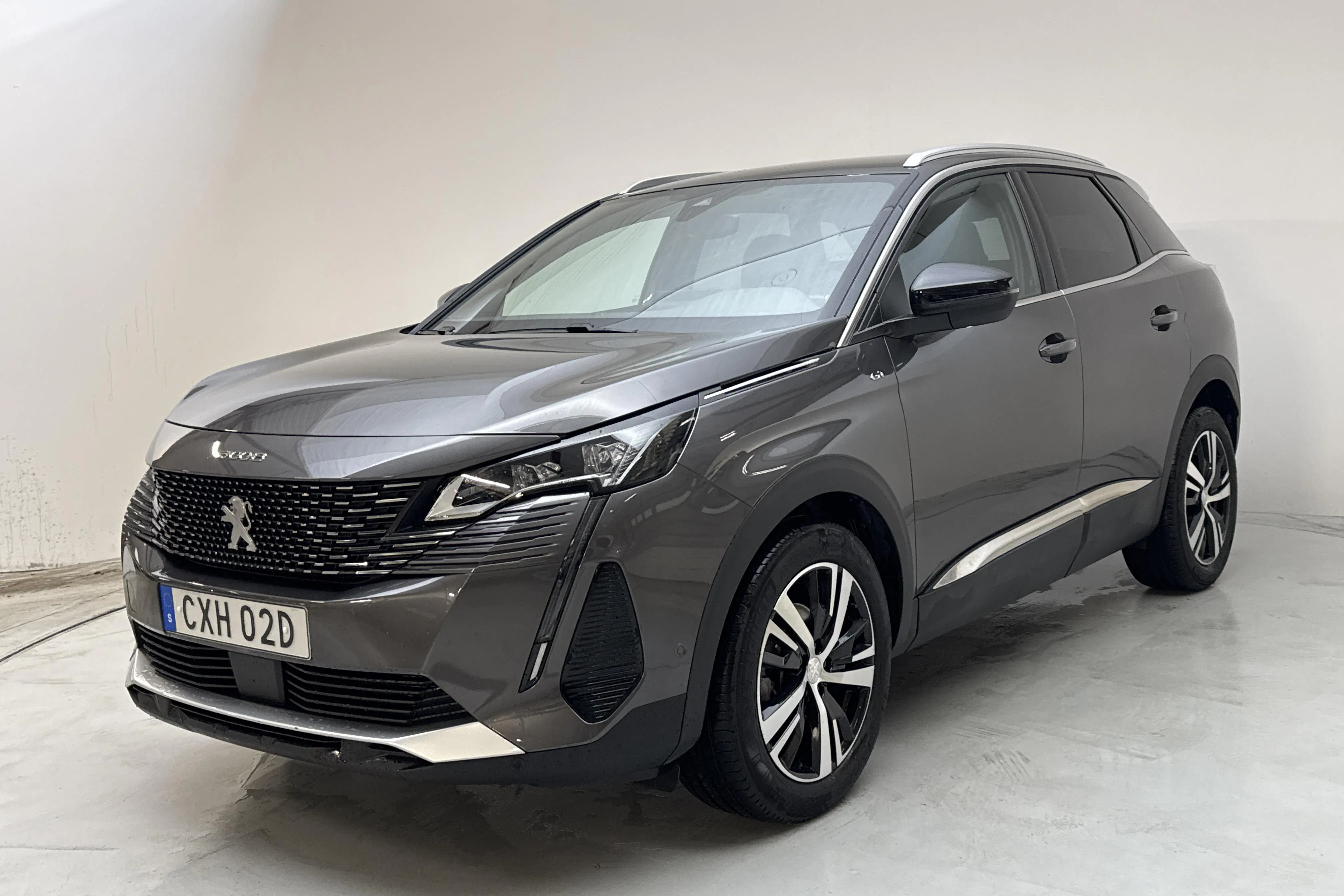 Presentationsfoto 1 av 13: Peugeot 3008 1.2 PureTech (130hk) - 1 581 mil - Automat - grå - 2024