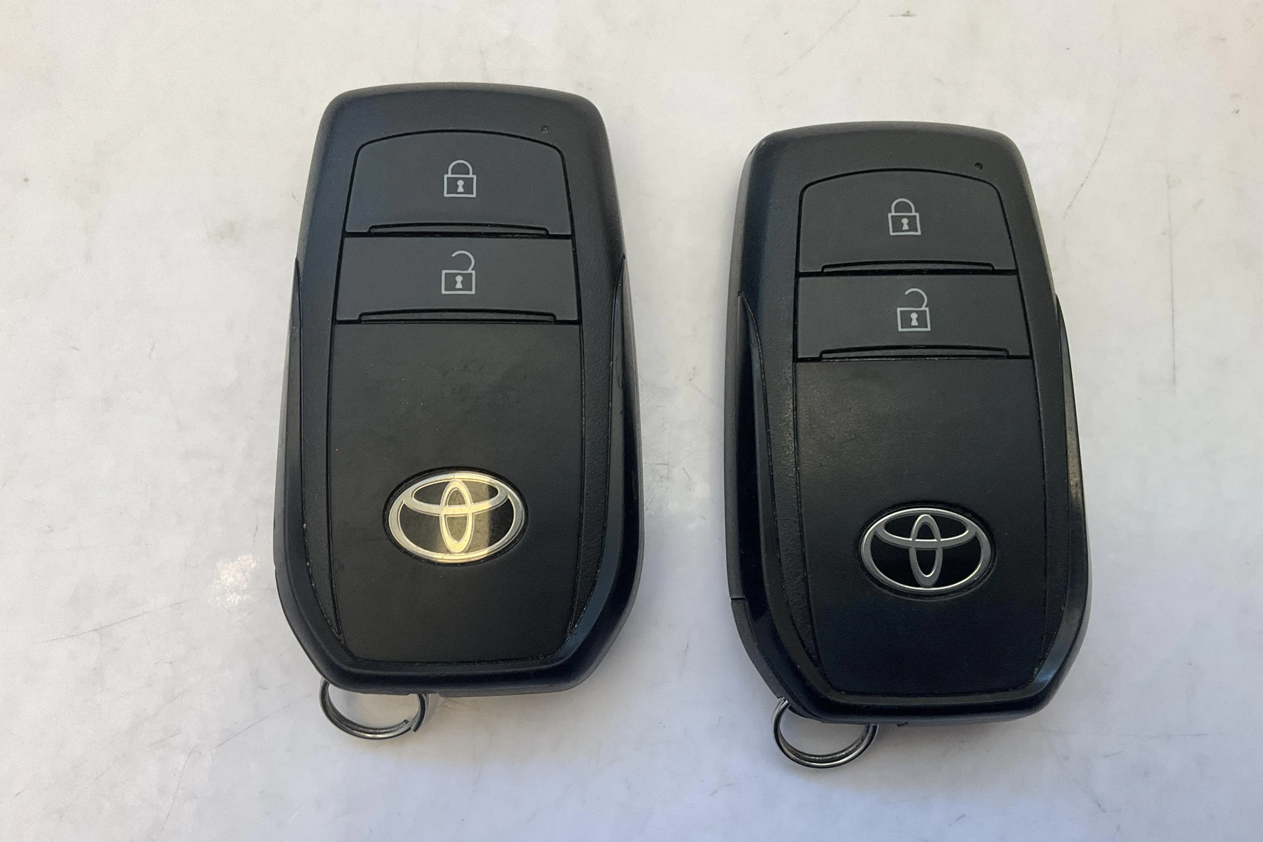 Presentation photo 13 of 13: Toyota Corolla Cross 2.0 AWD-i Elhybrid (197hk) - 83 950 km - Automatic - gray - 2024