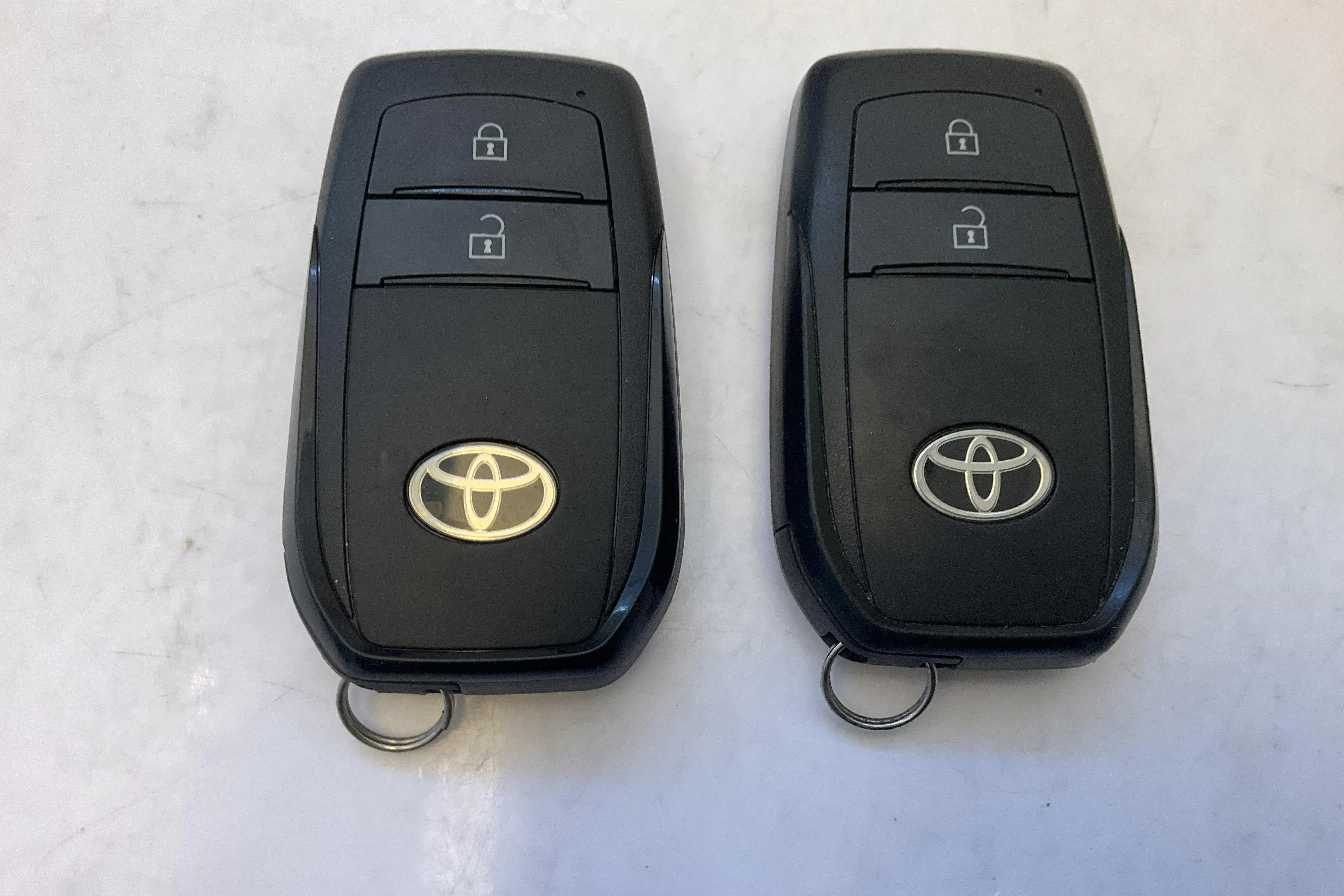 Presentation photo 13 of 13: Toyota Corolla Cross 2.0 AWD-i Elhybrid (197hk) - 82 000 km - Automatic - gray - 2024