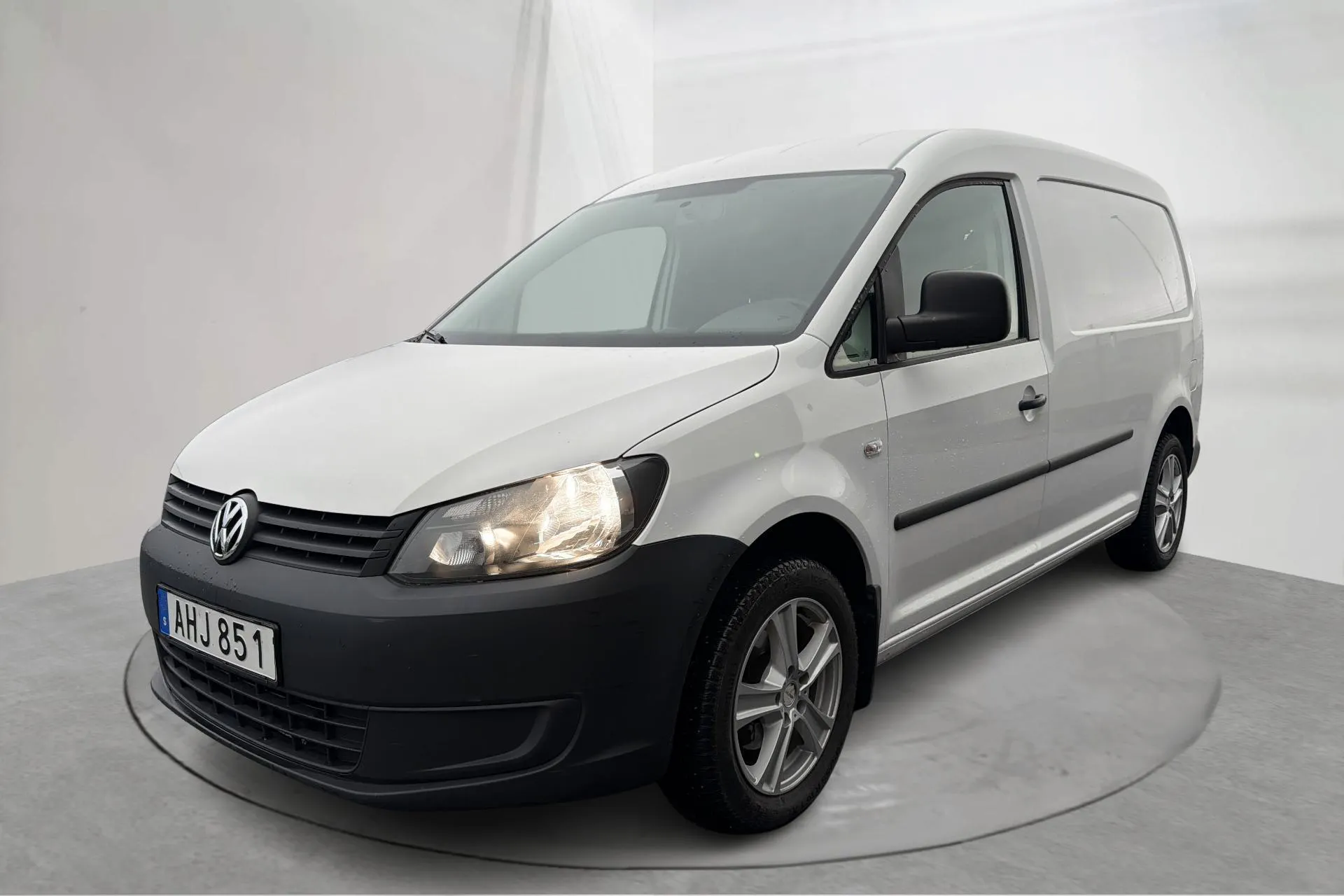 Presentation photo 1 of 14: VW Caddy 1.6 TDI Maxi Skåp (102hk) - 158 980 km - Automatic - white - 2015