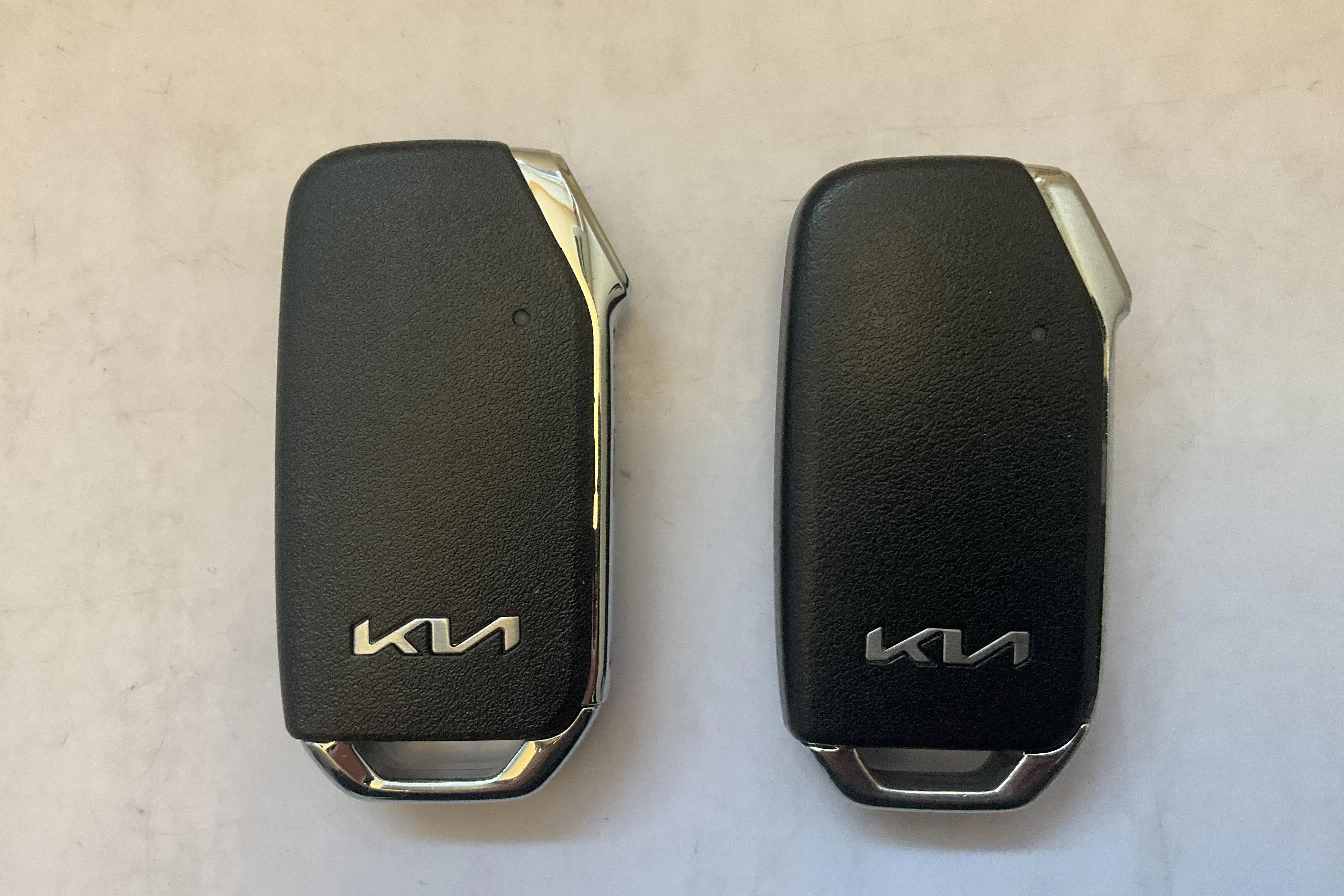 Presentation photo 18 of 18: KIA Ceed 1.6 Plug-in Hybrid SW (141hk) - 105 300 km - Automatic - gray - 2024