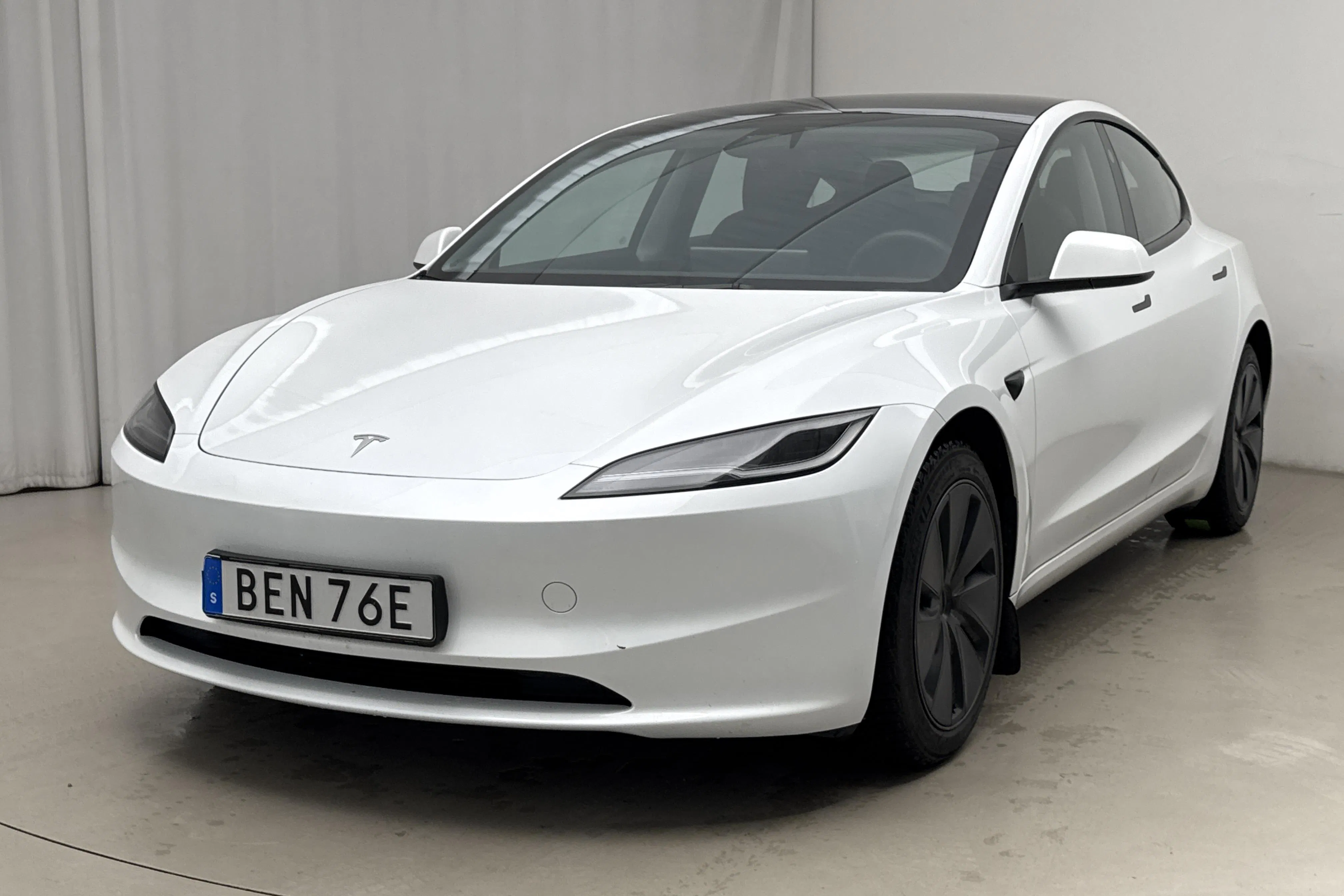 Tesla Model 3 Long Range Dual Motor AWD