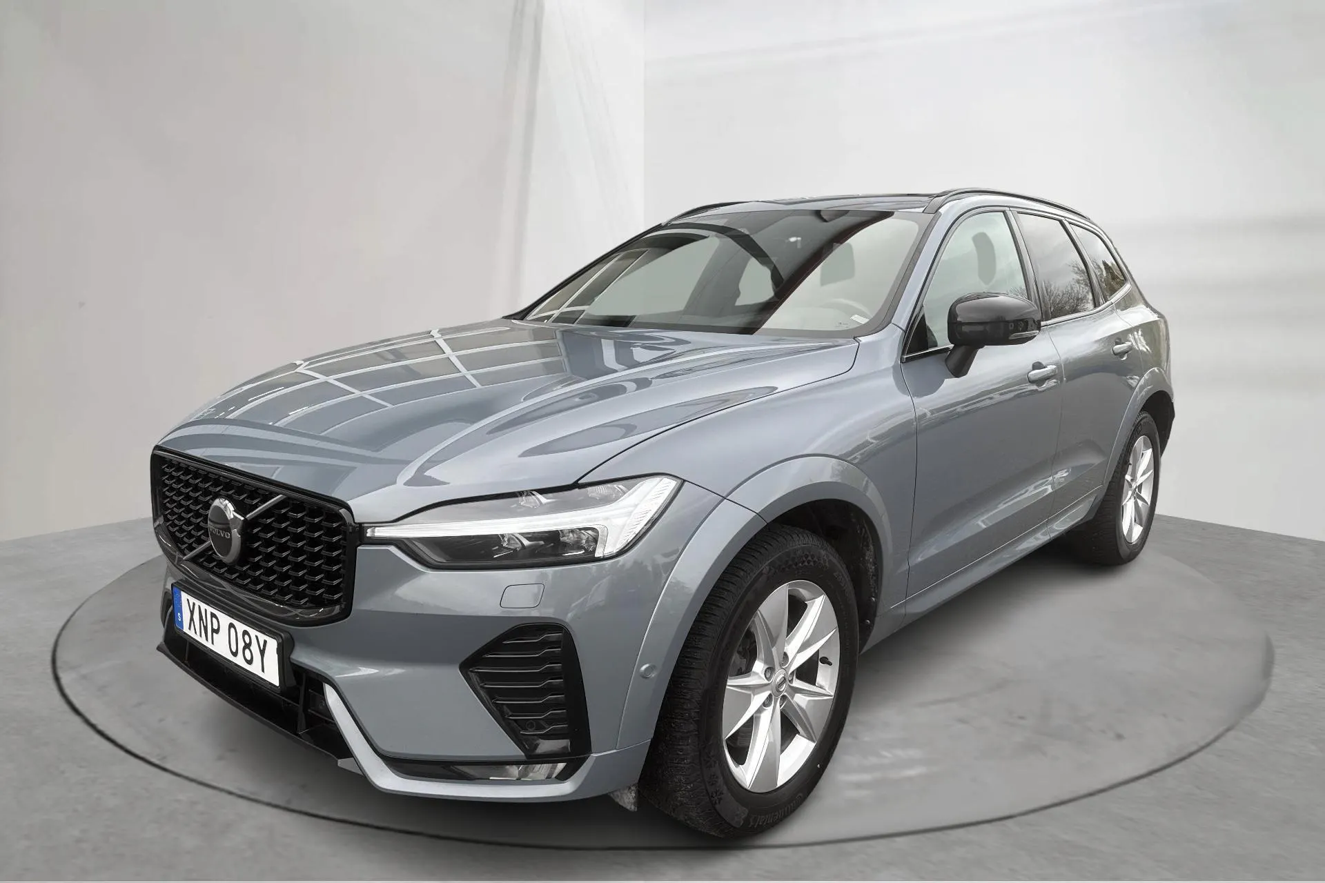 Presentation photo 1 of 21: Volvo XC60 B4 2WD Mildhybrid, Diesel (197hk) - 231 940 km - Automatic - gray - 2022