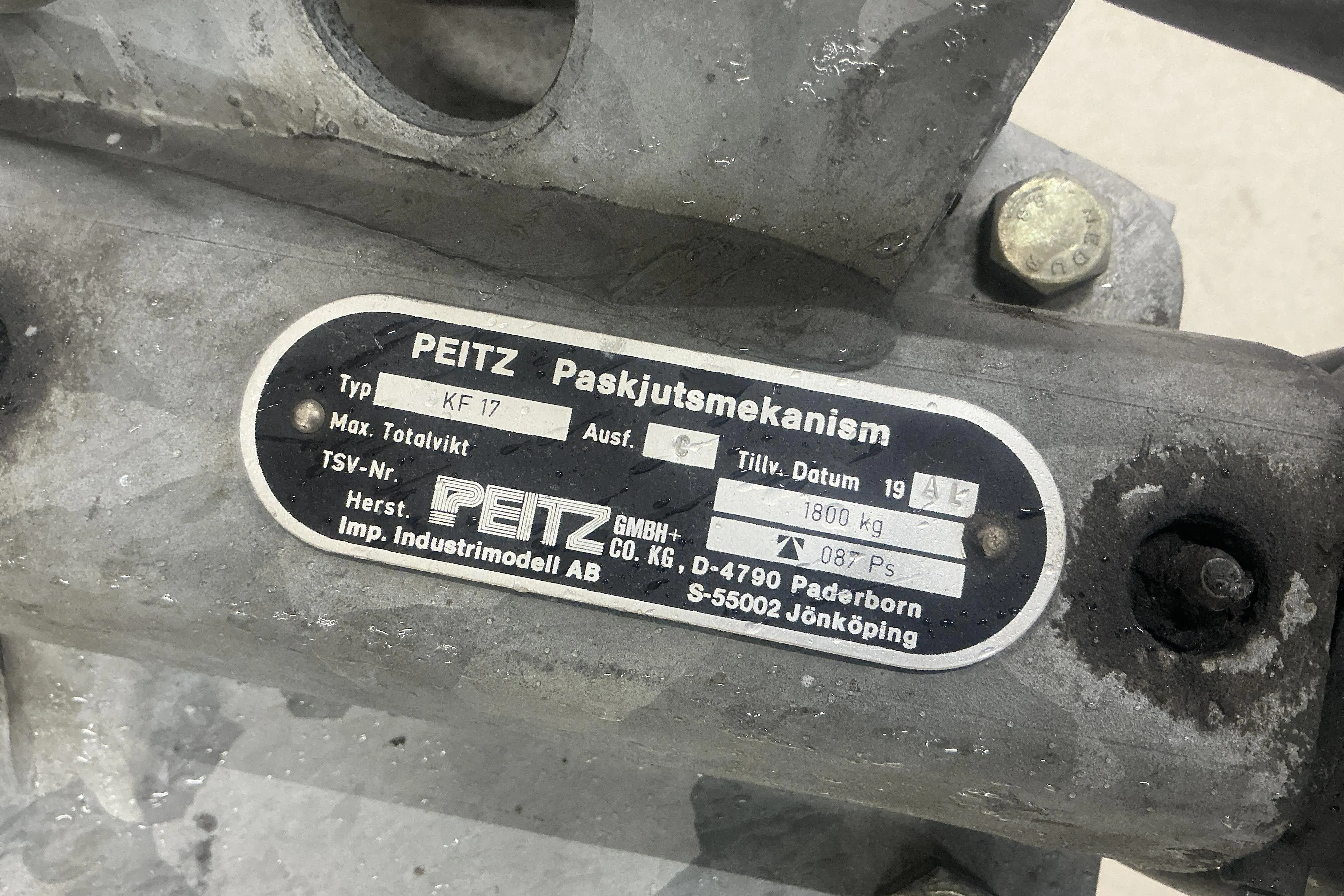 Presentationsfoto 44 av 44: Polar 570 AERO Husvagn hagelskadat tak - 0 km - vit - 1990