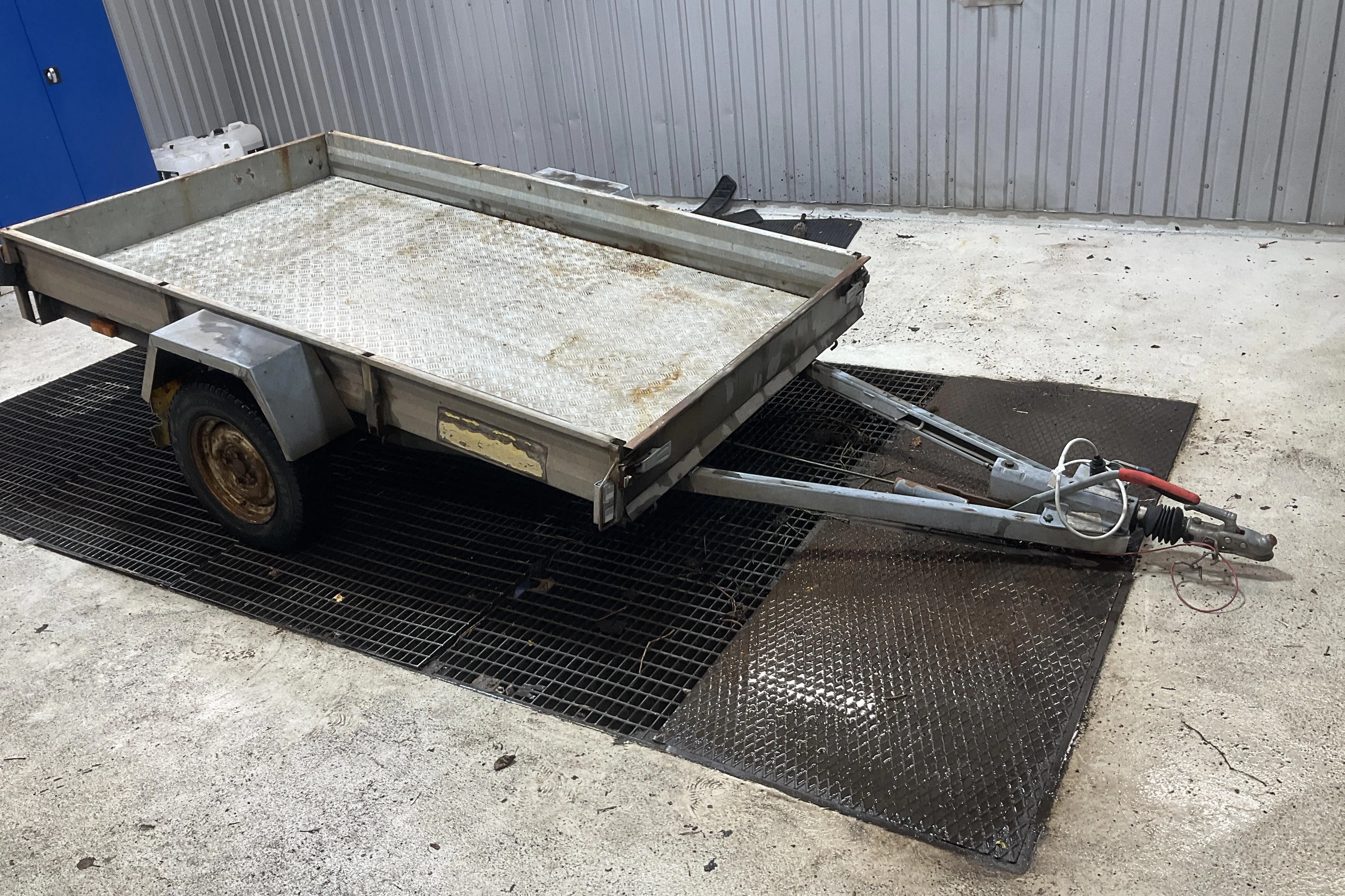 Presentation photo 2 of 7: HEBE 750 Släpvagn - 0 km - gray - 1987