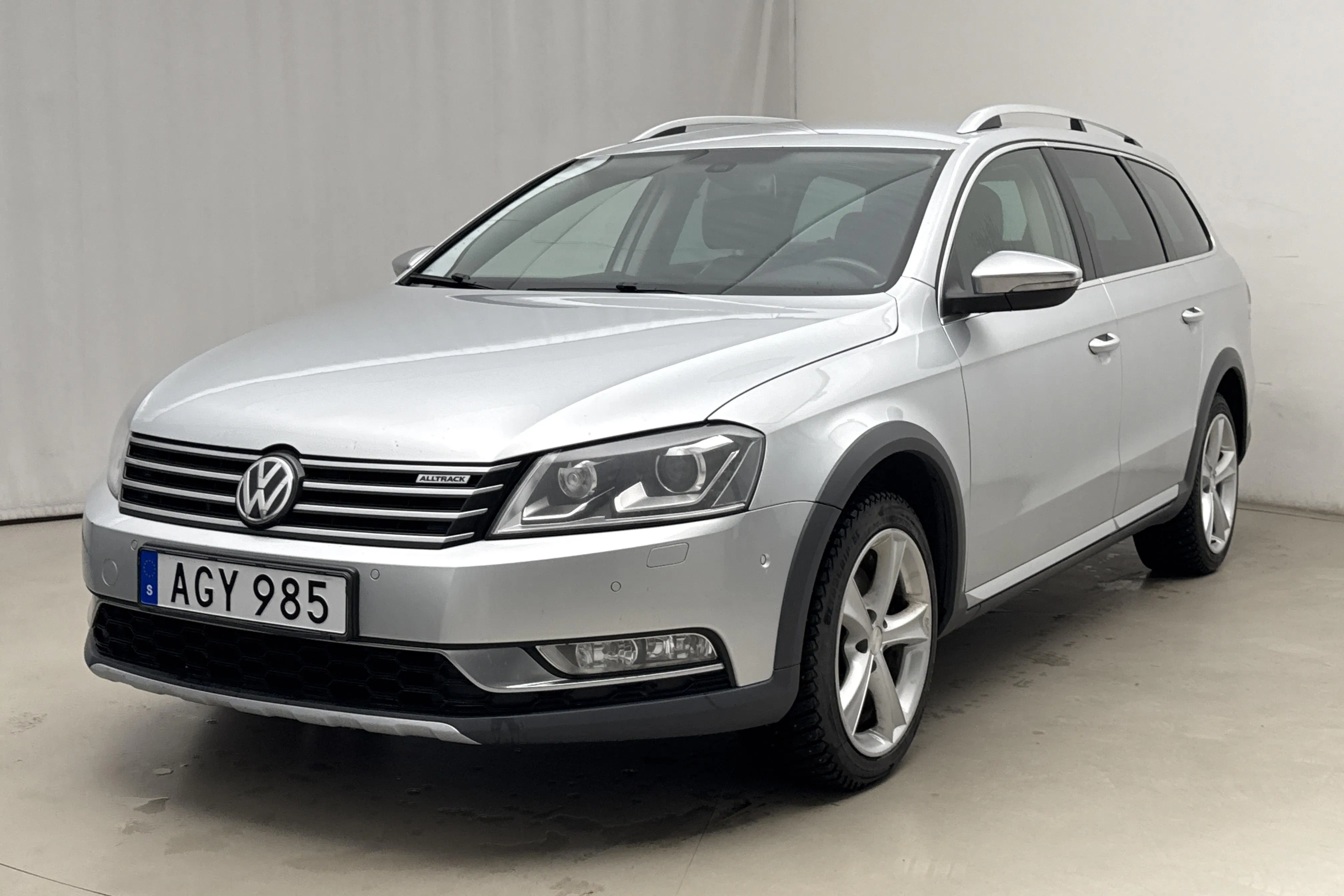 Presentationsfoto 1 av 17: VW Passat Alltrack 2.0 TDI BlueMotion Technology 4Motion (177hk) - 18 725 mil - Automat - silver - 2015