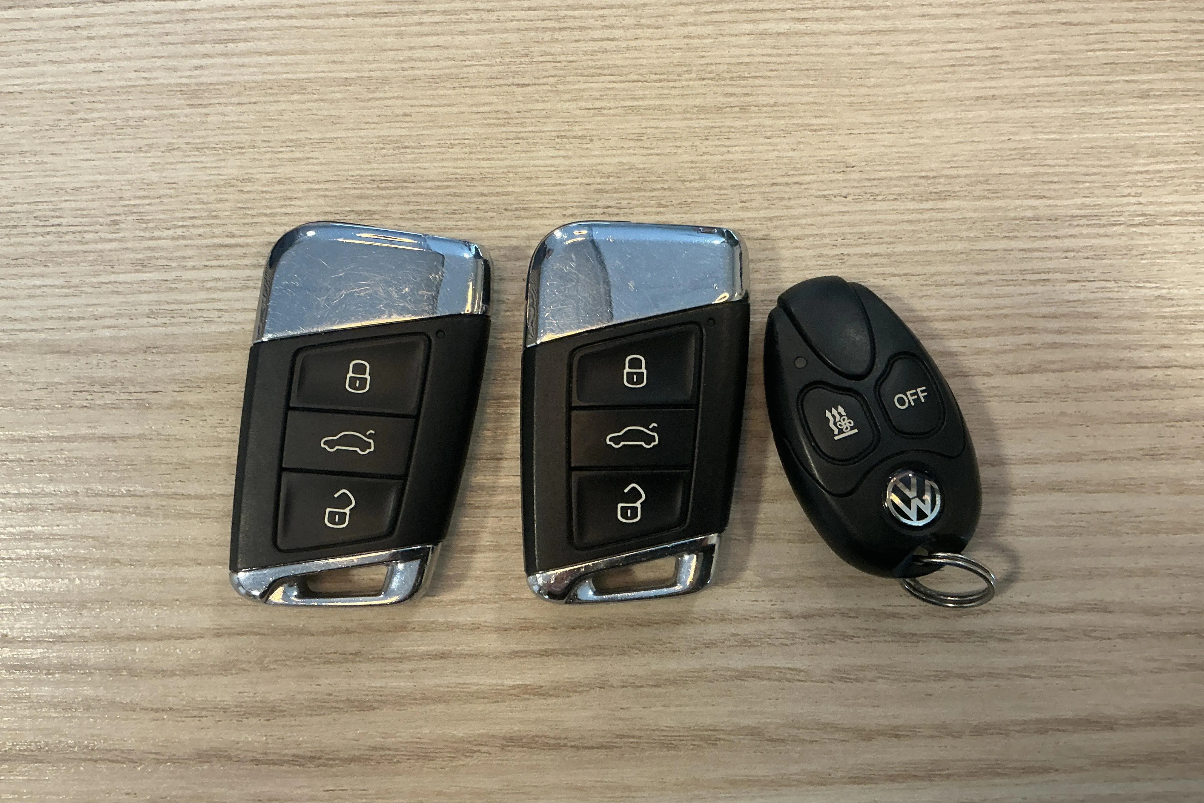 Presentationsfoto 13 av 13: VW Passat 2.0 TDI Sportscombi 4MOTION (190hk) - 16 517 mil - Automat - Mörkgrå - 2016