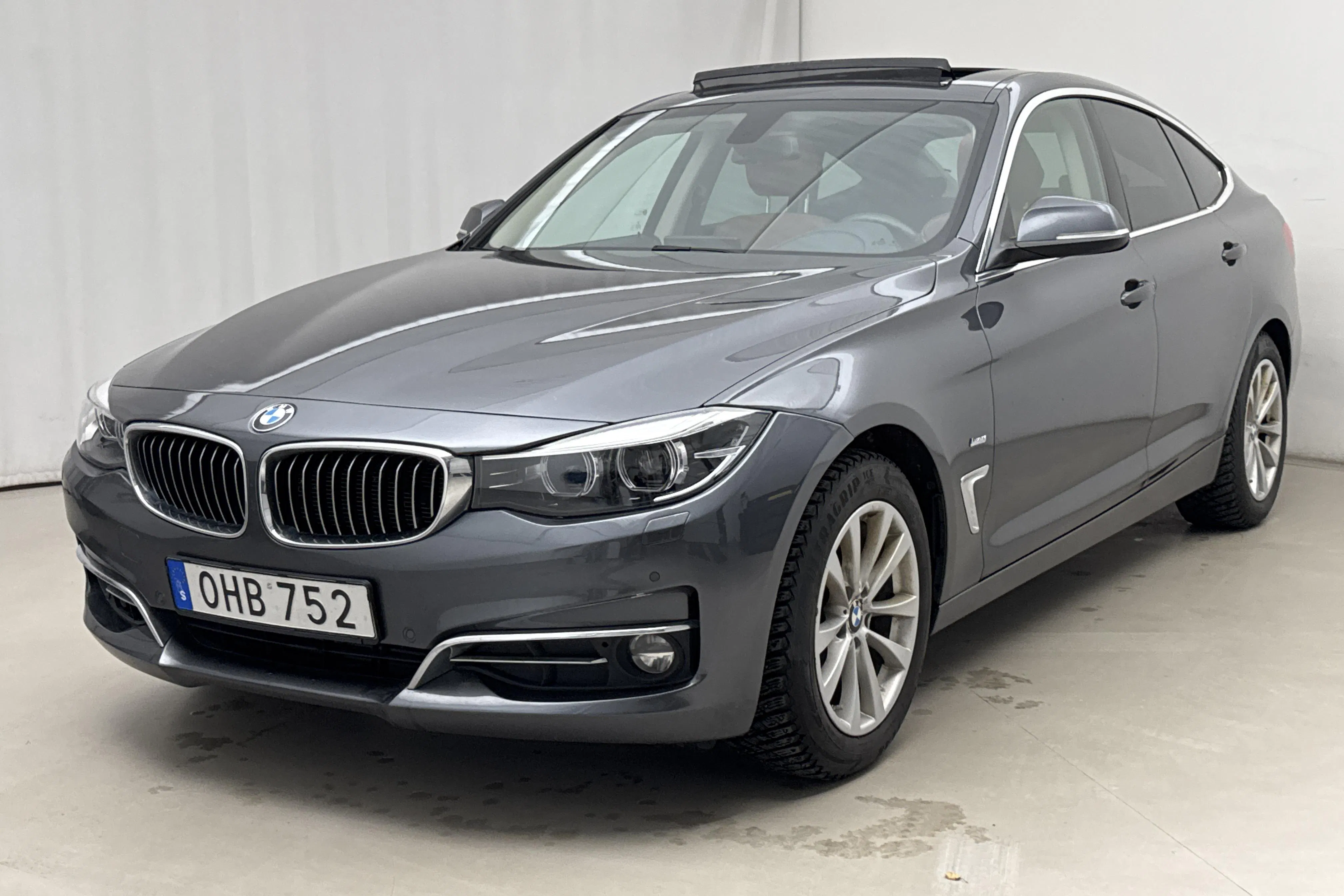 Presentation photo 1 of 20: BMW 320d GT xDrive, F34 (190hk) - 159 750 km - Automatic - gray - 2017
