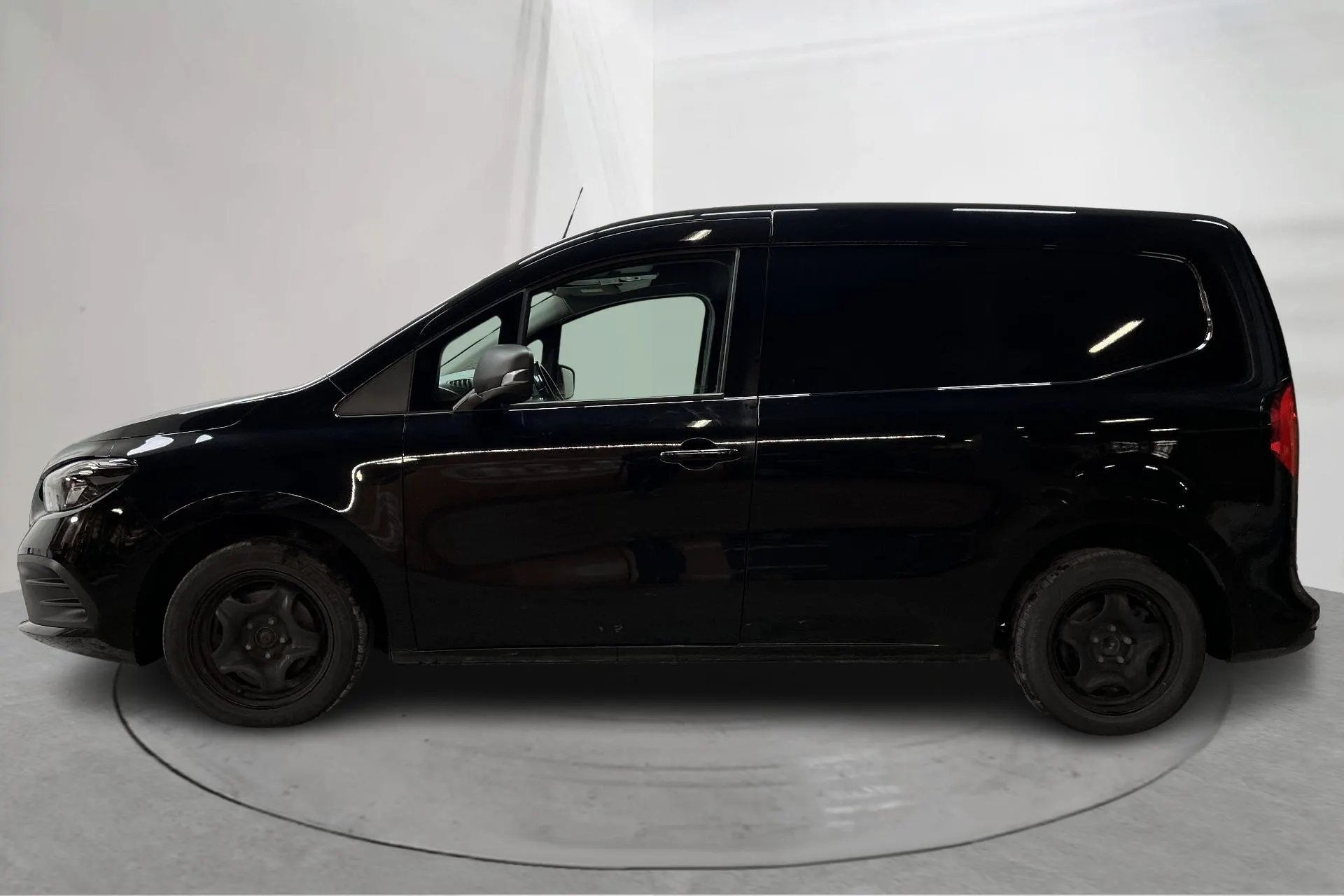 Presentation photo 2 of 15: Mercedes Citan 112 1.5 CDI (116hk) - 68 310 km - Automatic - black - 2023