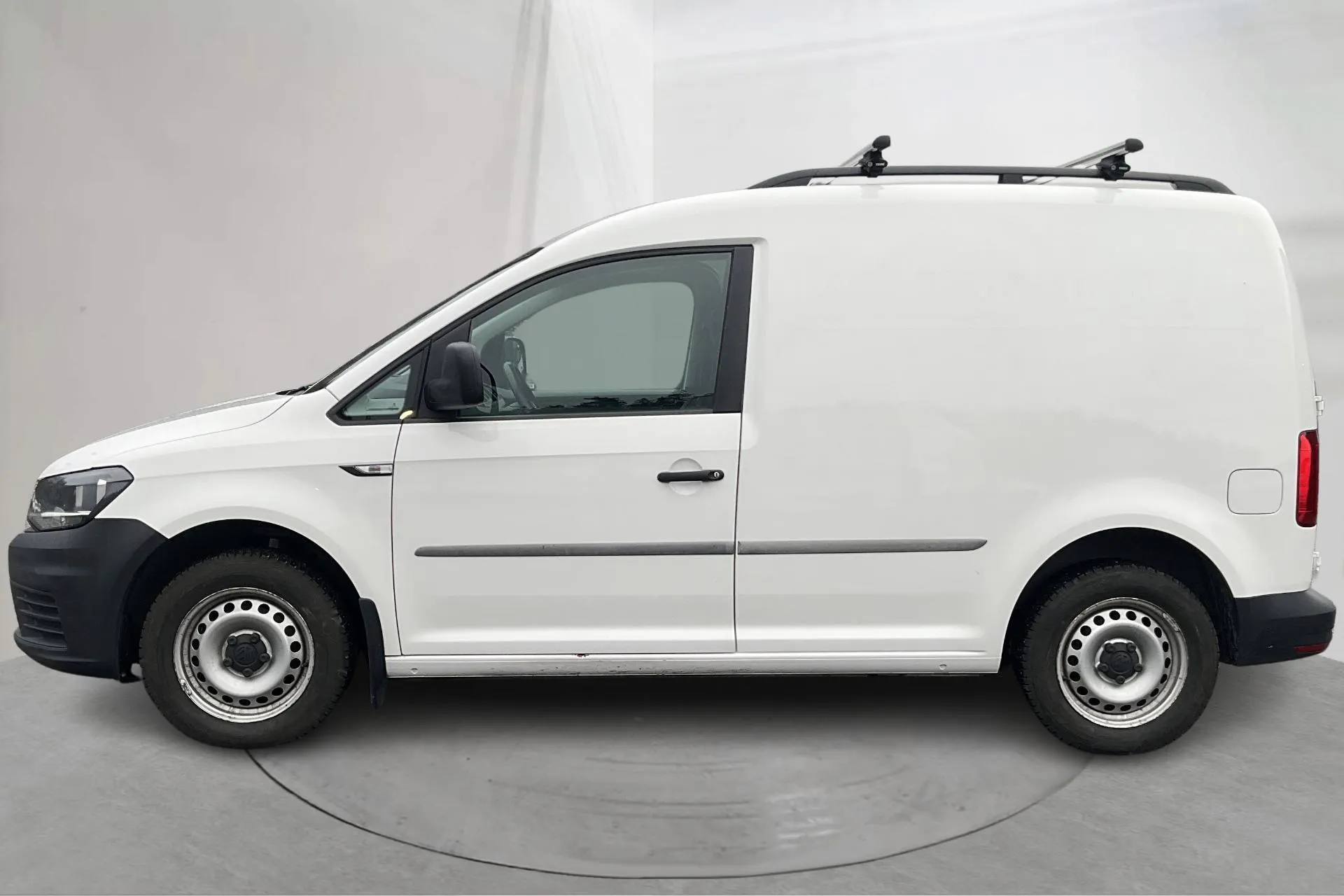 Presentationsfoto 2 av 17: VW Caddy 1.4 TSI Skåp (125hk) - 14 216 mil - Manuell - vit - 2018