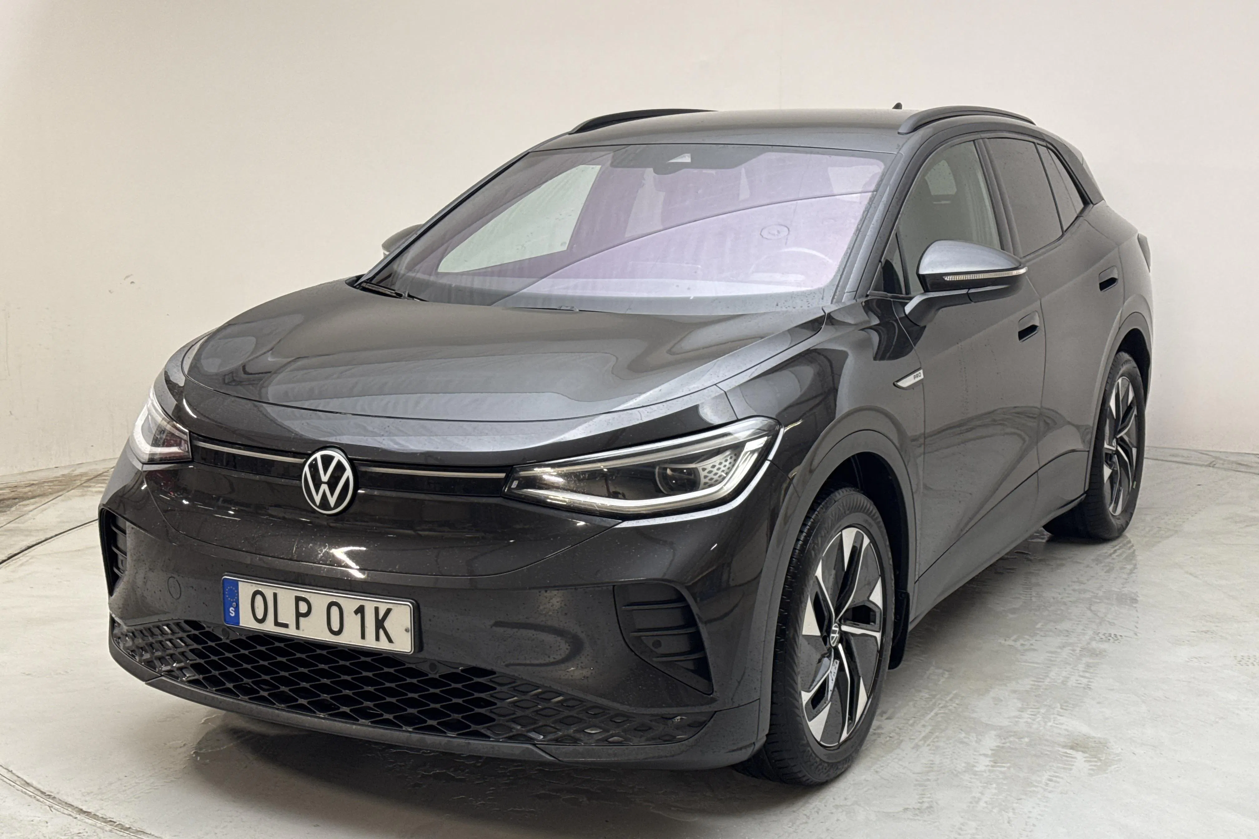 Presentation photo 1 of 17: VW ID.4 77kWh (204hk) - 185 020 km - Automatic - dark grey - 2021