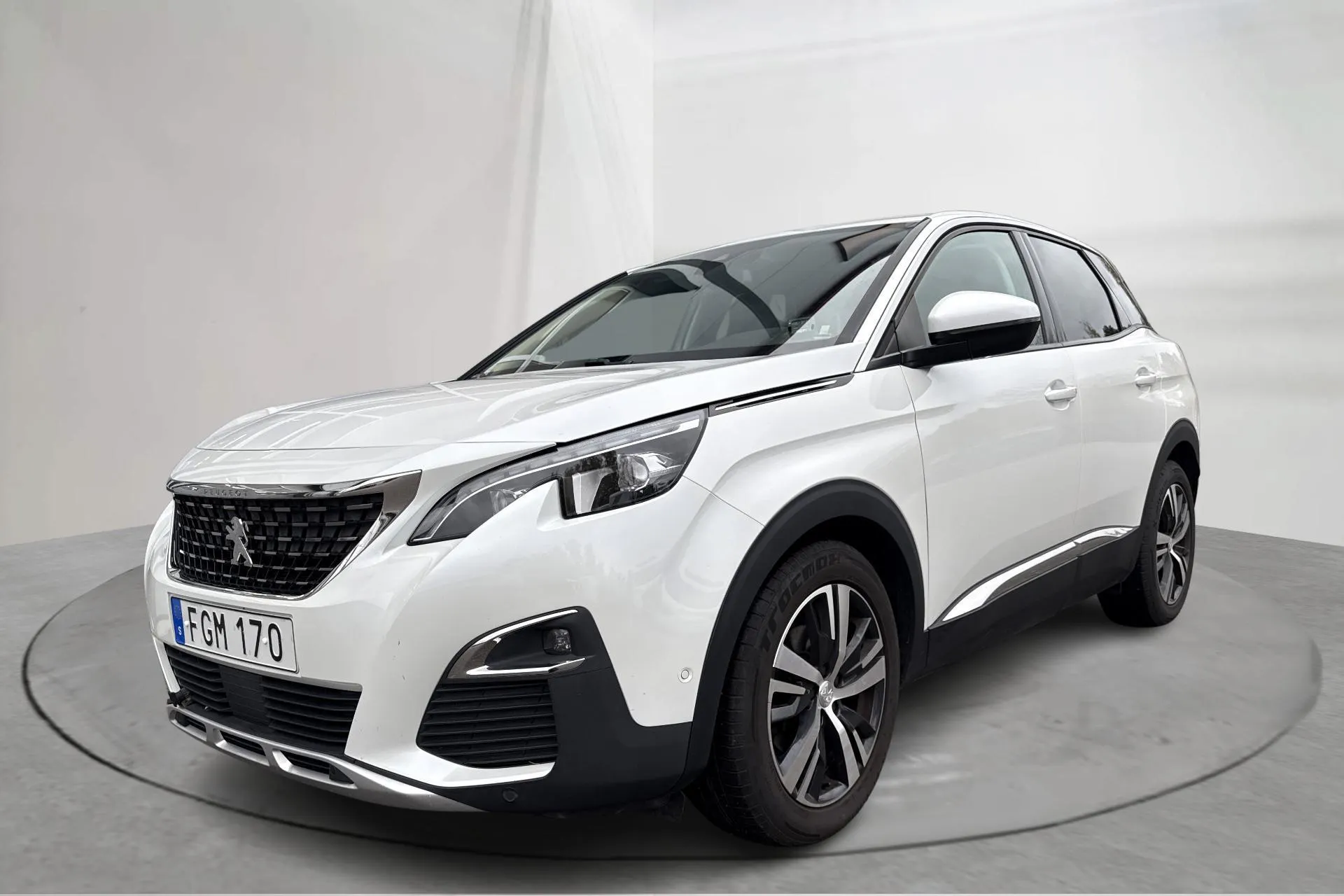 Presentationsfoto 1 av 17: Peugeot 3008 1.2 PureTech (130hk) - 12 668 mil - Automat - 2017