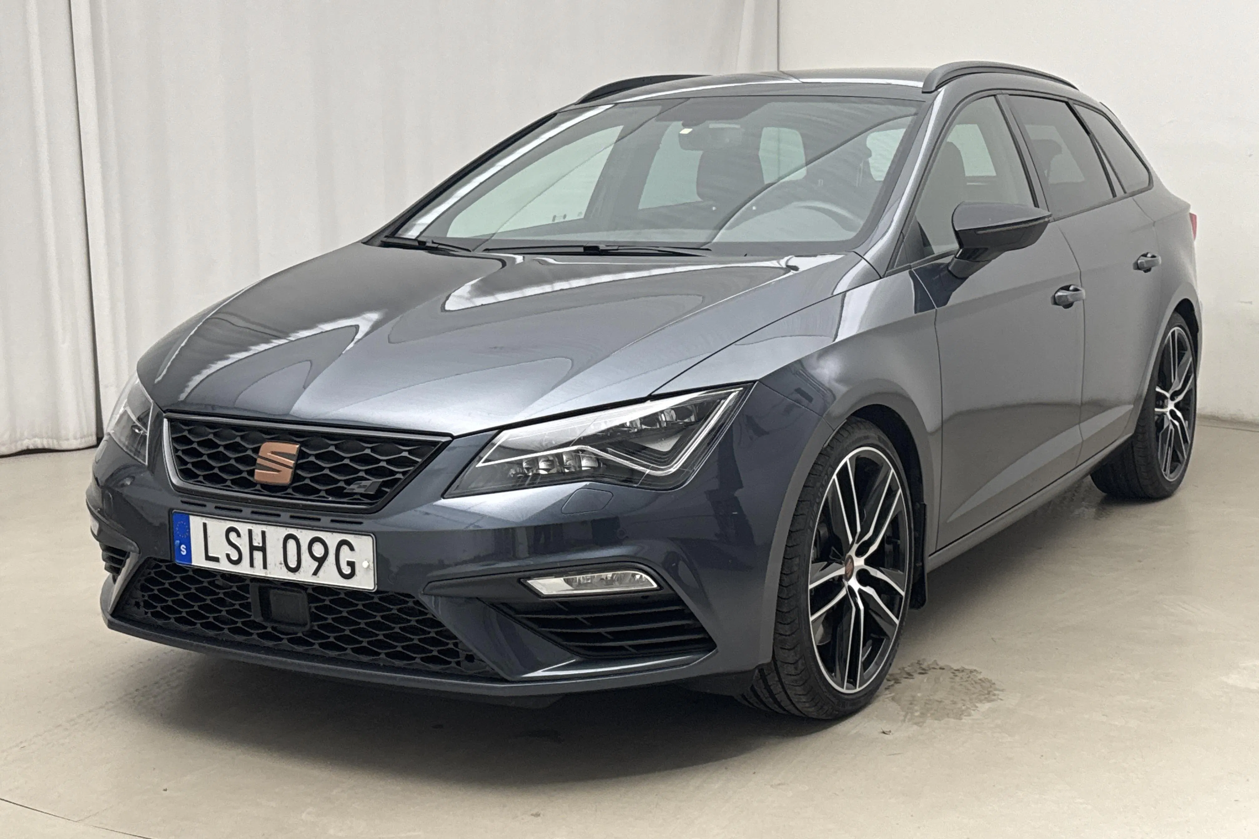 Seat Leon 2.0 TSI Cupra ST 4Drive (300hk)