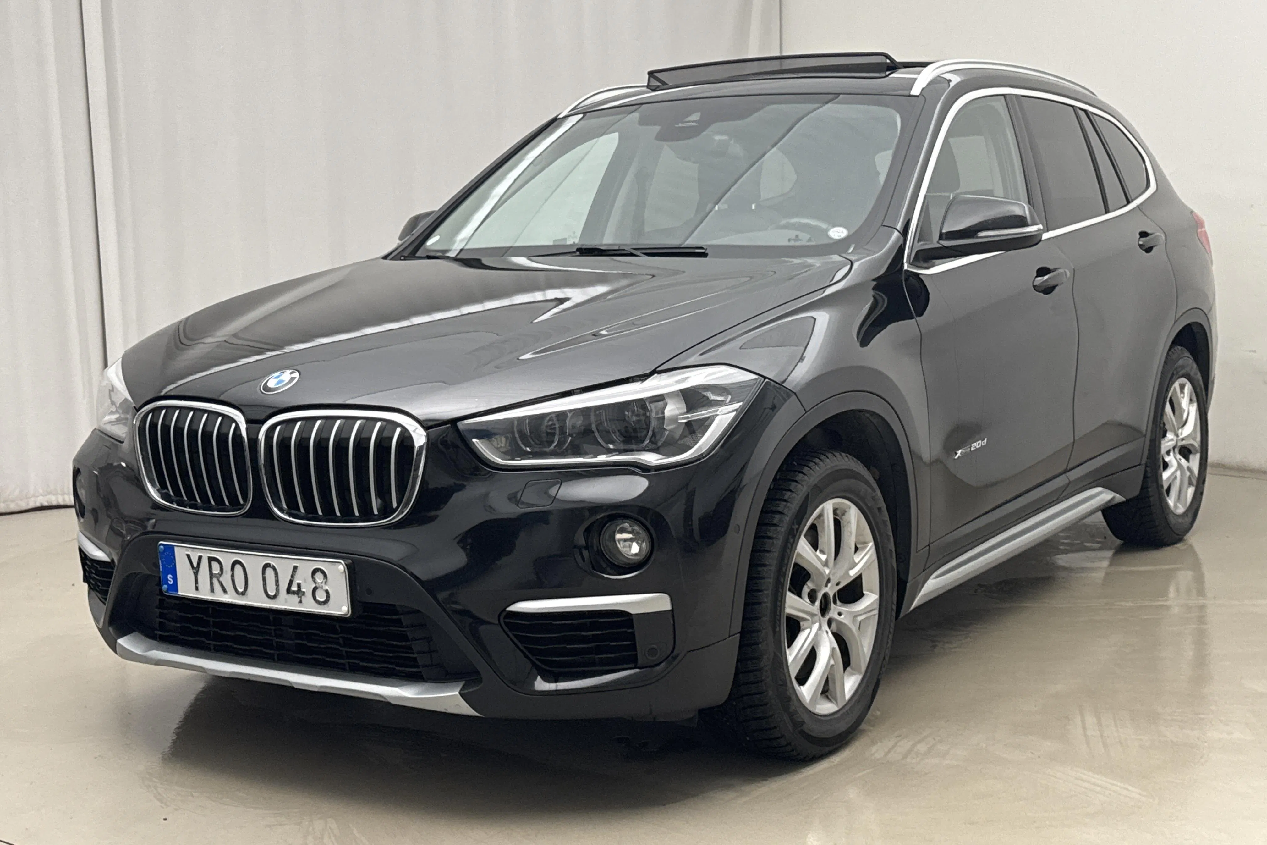 Presentation photo 1 of 20: BMW X1 xDrive20d, F48 (190hk) - 167 440 km - Automatic - black - 2018