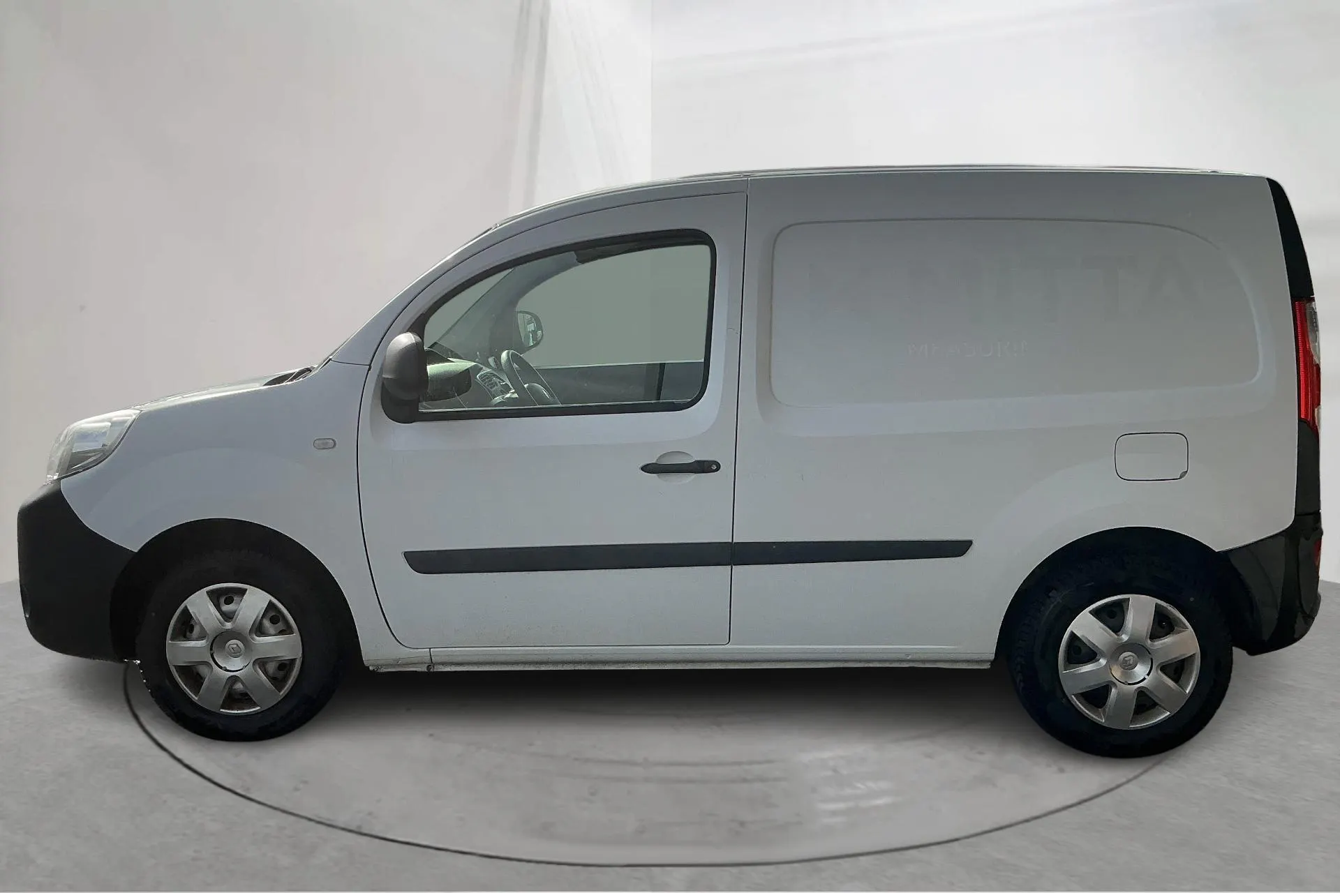 Presentationsfoto 2 av 12: Renault Kangoo 1.5 dCi Skåp (75hk) - 12 612 mil - Manuell - vit - 2015