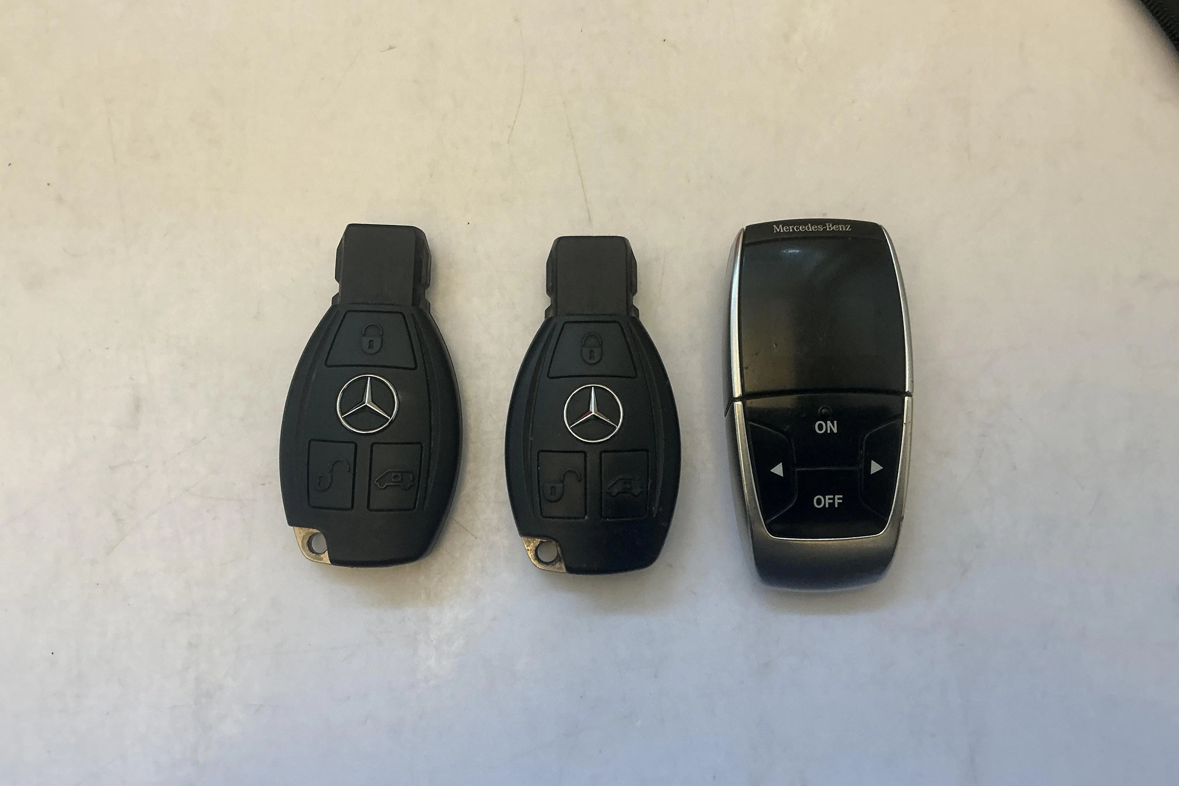 Presentationsfoto 15 av 15: Mercedes Vito Mixto 119 CDI 4MATIC W447 (190hk) - 25 970 mil - Automat - vit - 2022