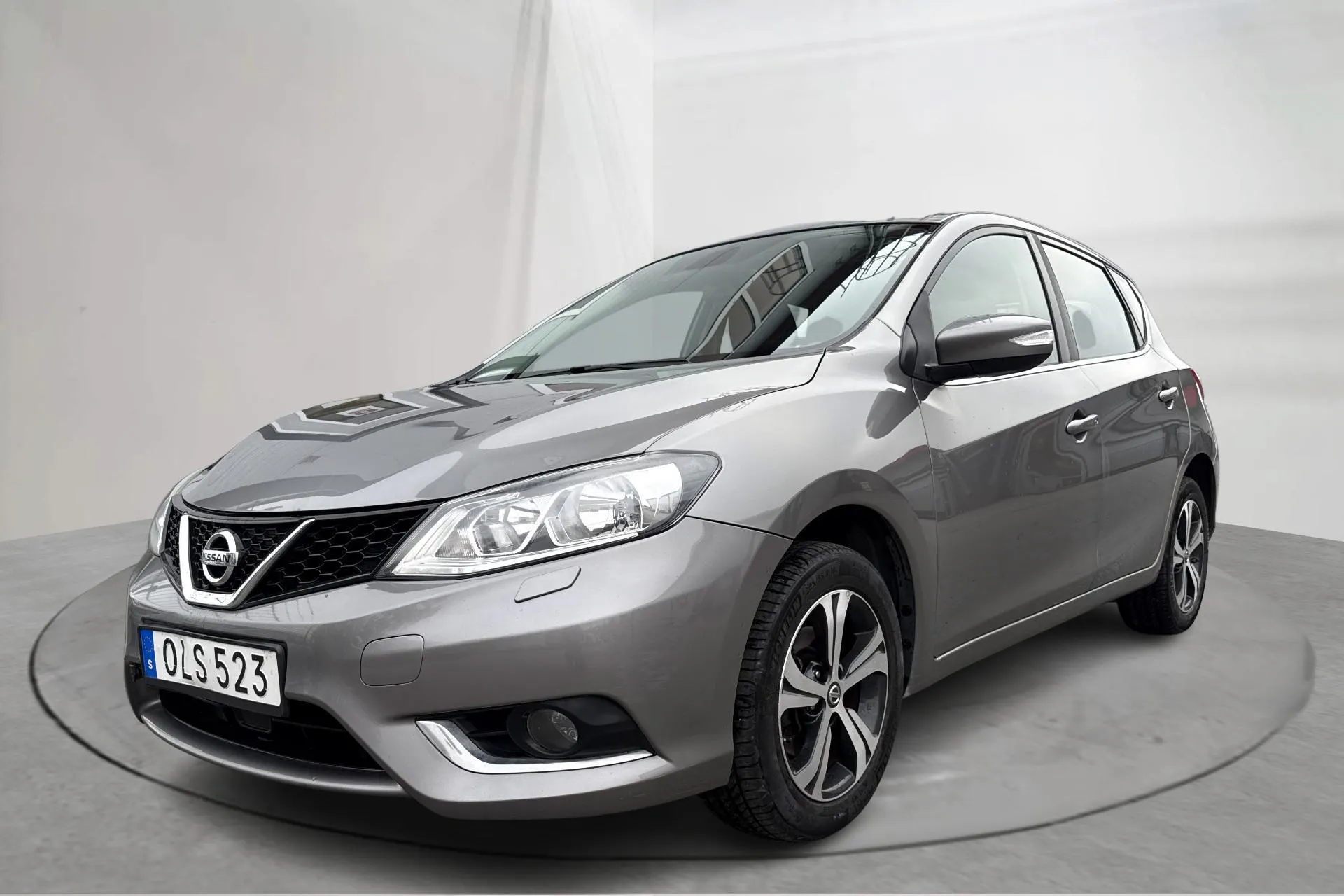 Presentationsfoto 1 av 15: Nissan Pulsar 1.2 DIG-T (115hk) - 12 350 mil - Manuell - grå - 2017