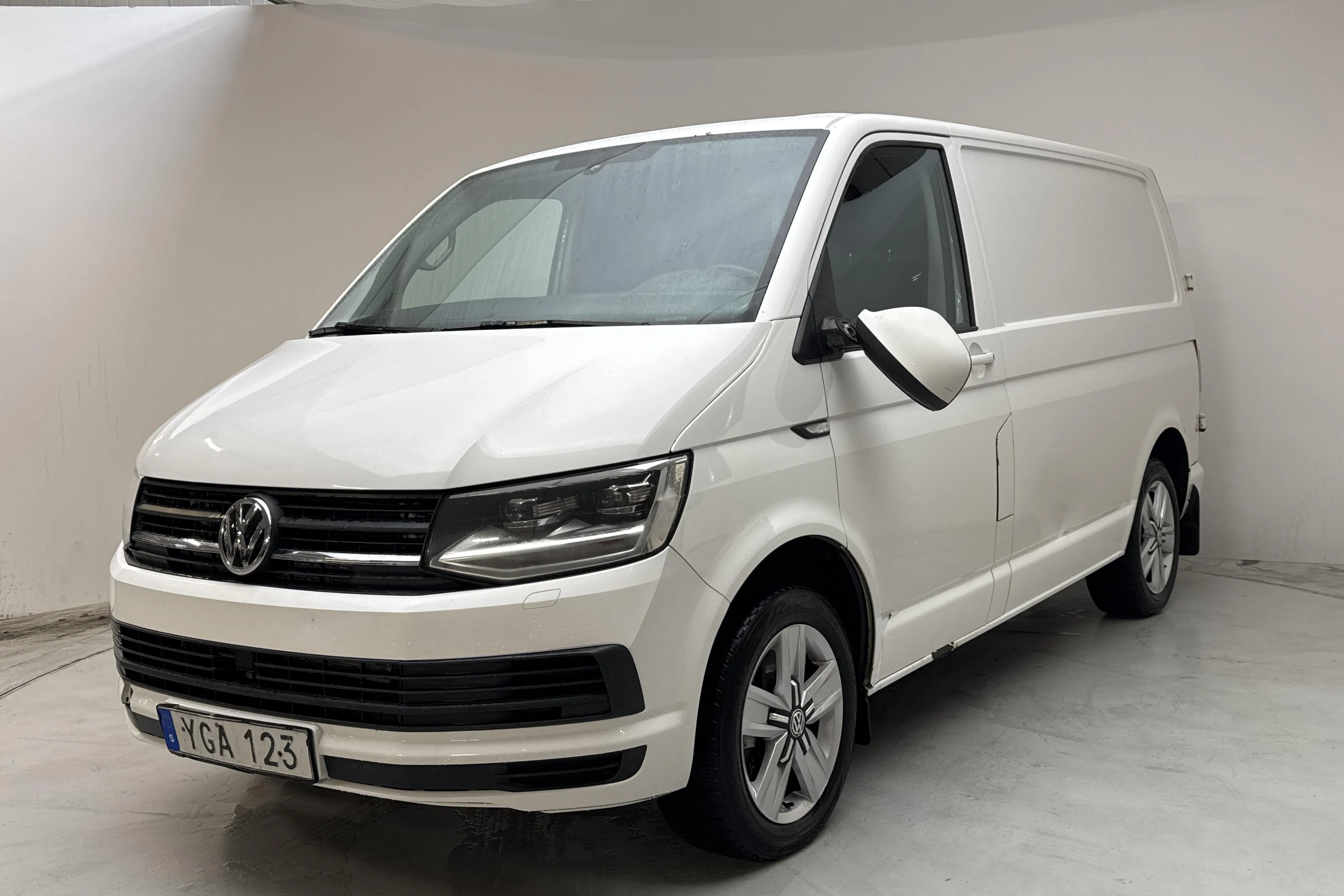 VW Transporter T6 2.0 TDI BMT (204hk)