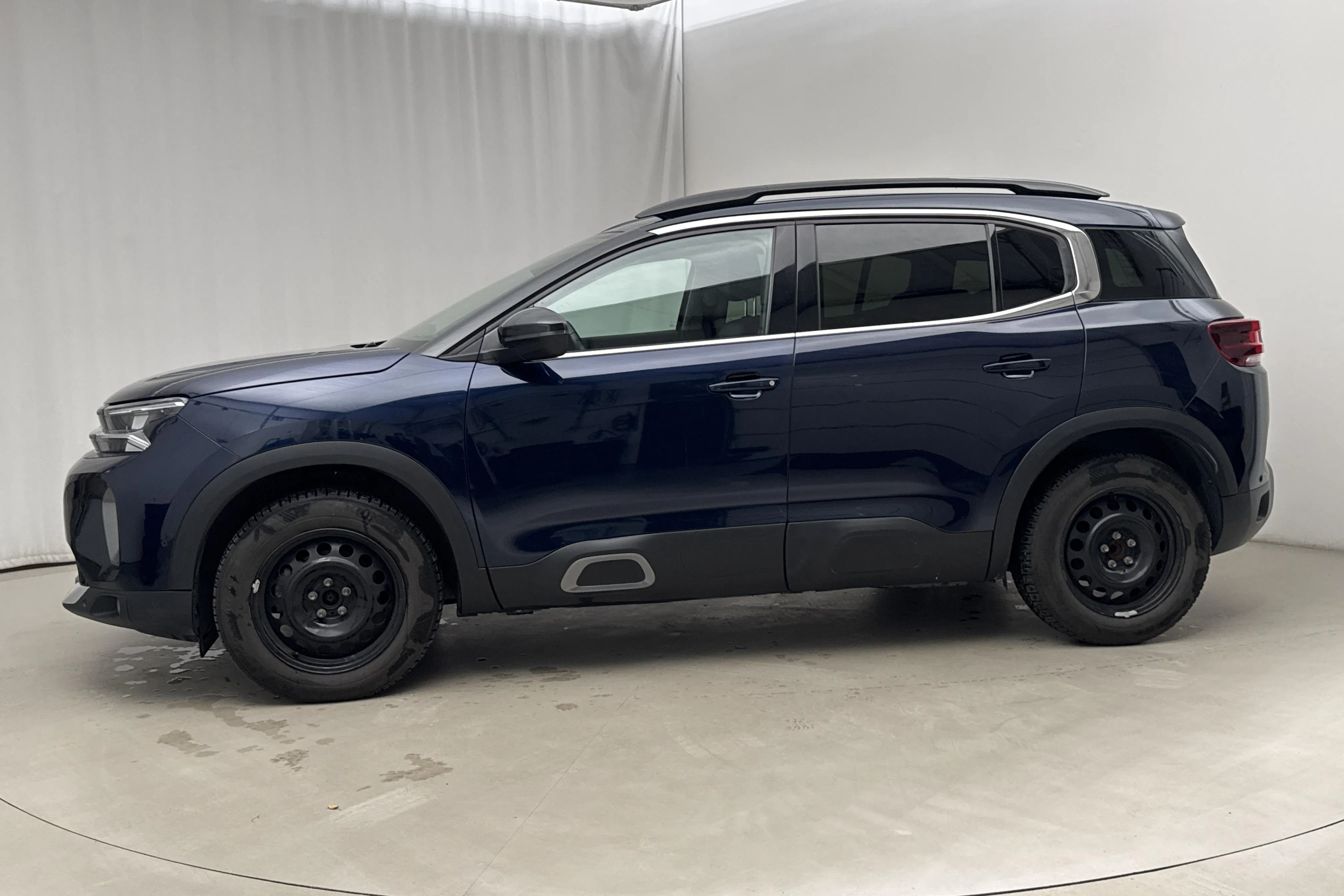 Presentation photo 2 of 18: Citroën C5 Aircross PureTech (130hk) - 61 070 km - Automatic - blue - 2023