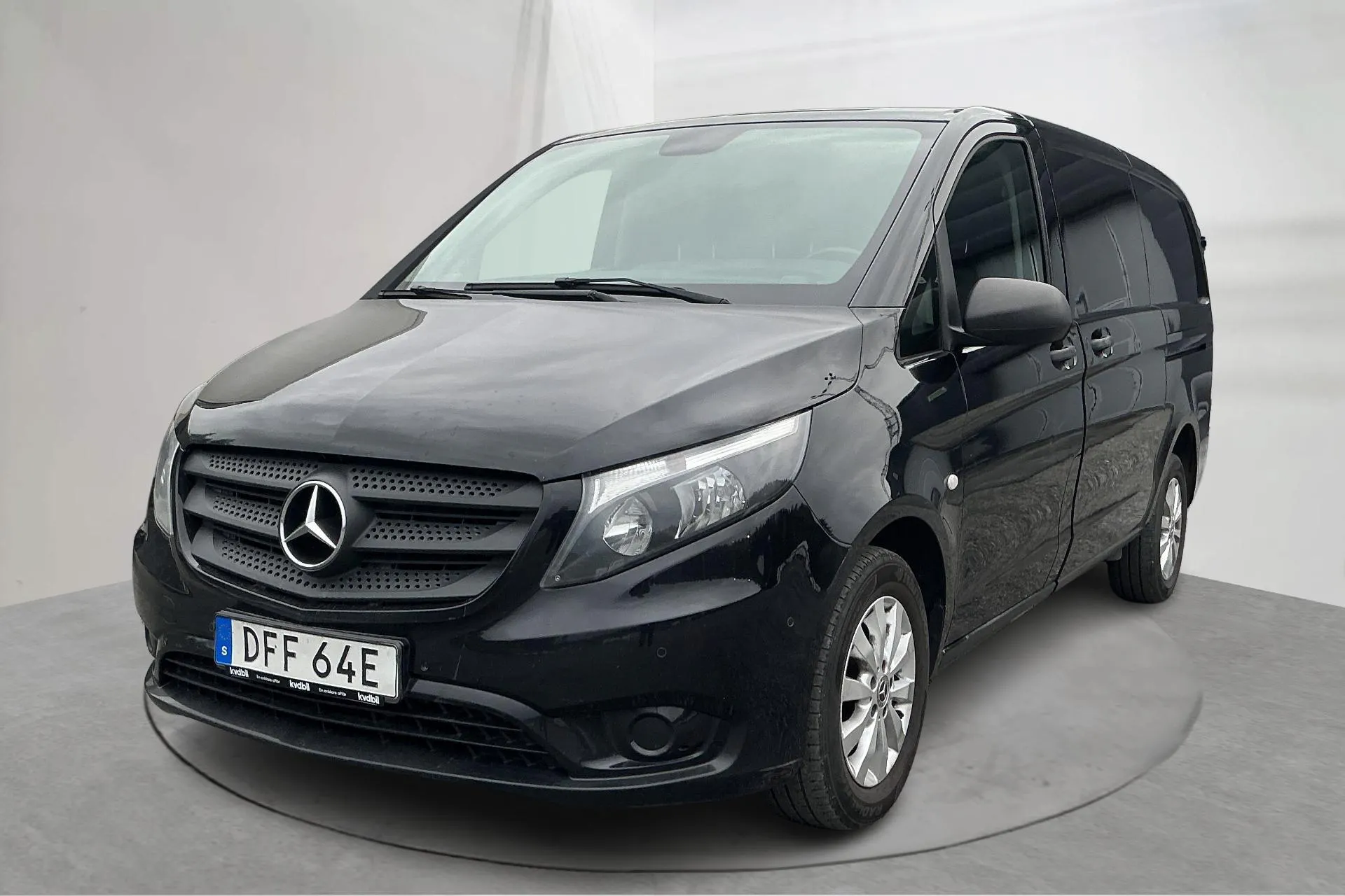 Presentationsfoto 1 av 17: Mercedes Vito 116 CDI W640 (163hk) - 19 244 mil - Automat - svart - 2019
