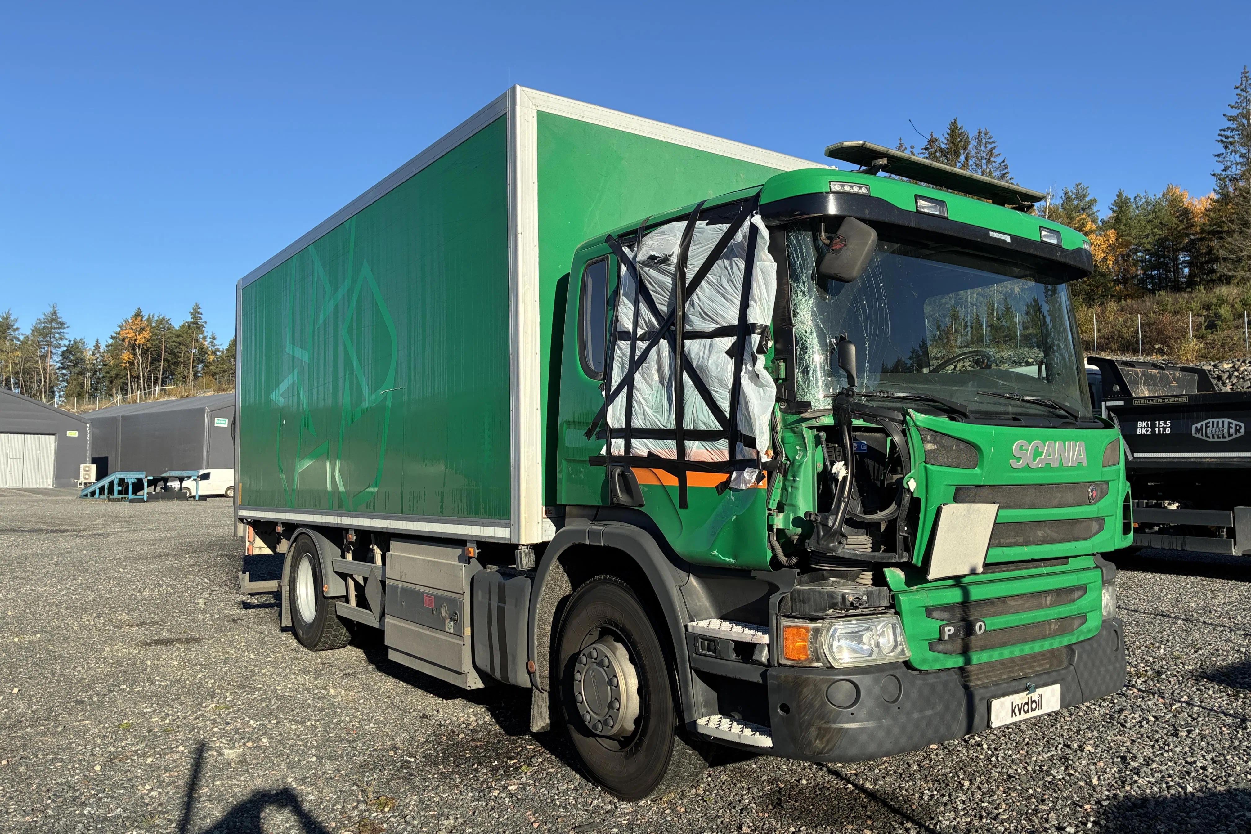 Presentationsfoto 1 av 127: Scania P280 - 333 358 km - Automat - grön - 2015