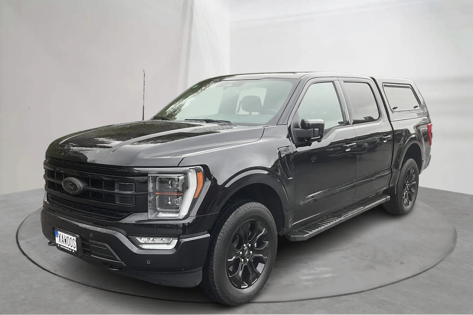 Presentation photo 1 of 20: Ford F-150 5.0 (405hk) - 37 470 km - Automatic - black - 2023