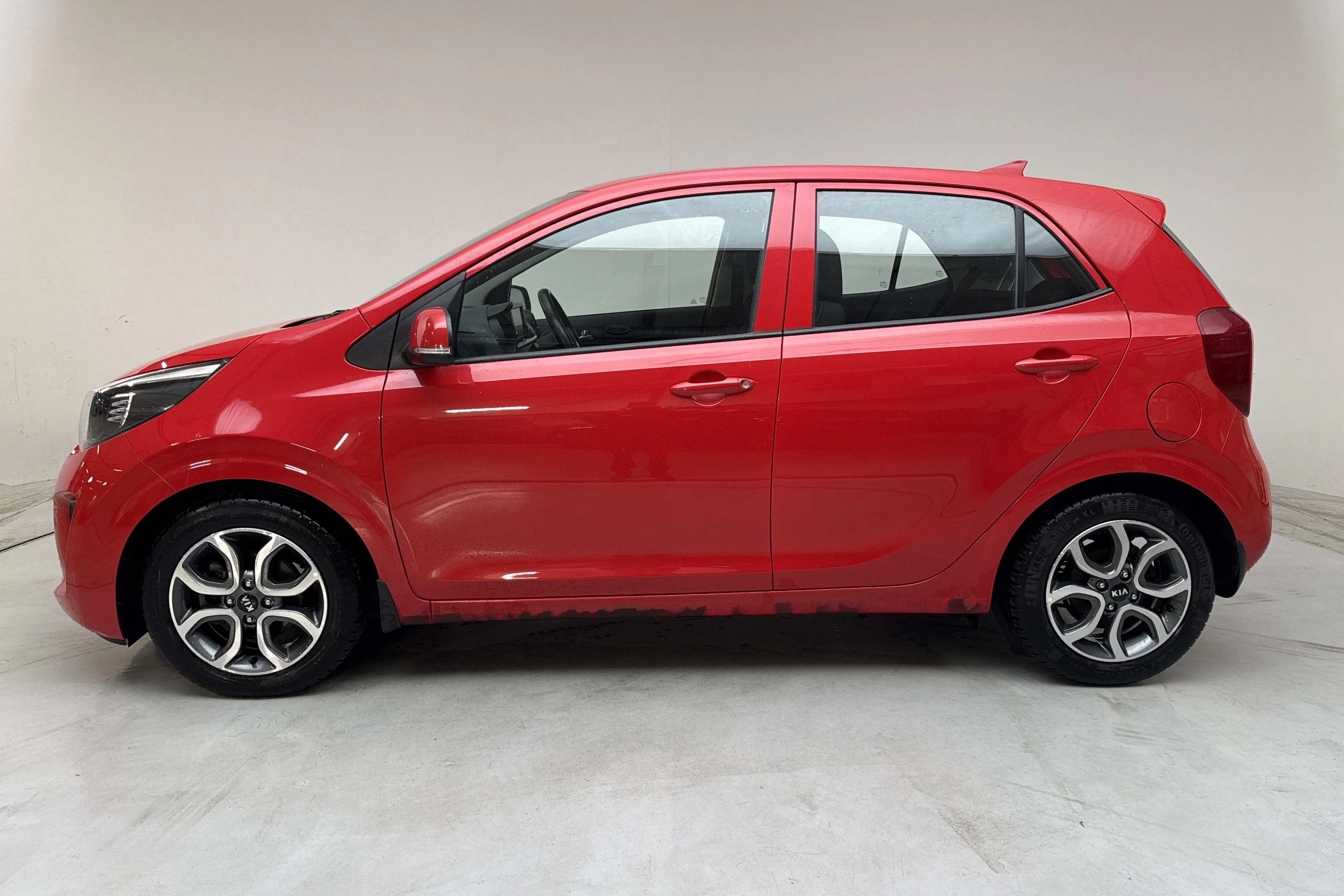 Presentation photo 2 of 13: KIA Picanto 1.0 5dr (67hk) - 14 980 km - Manual - red - 2020