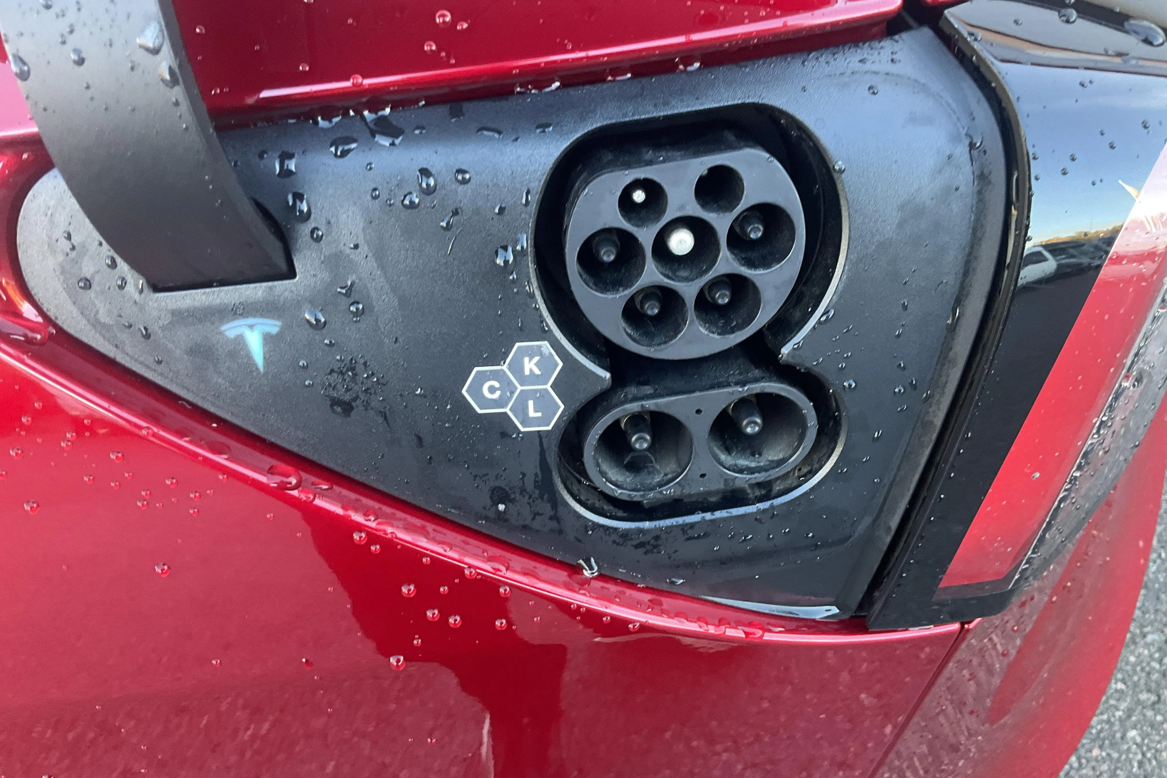 Presentationsfoto 19 av 19: Tesla Model 3 Performance AWD - 1 876 mil - Automat - röd - 2024