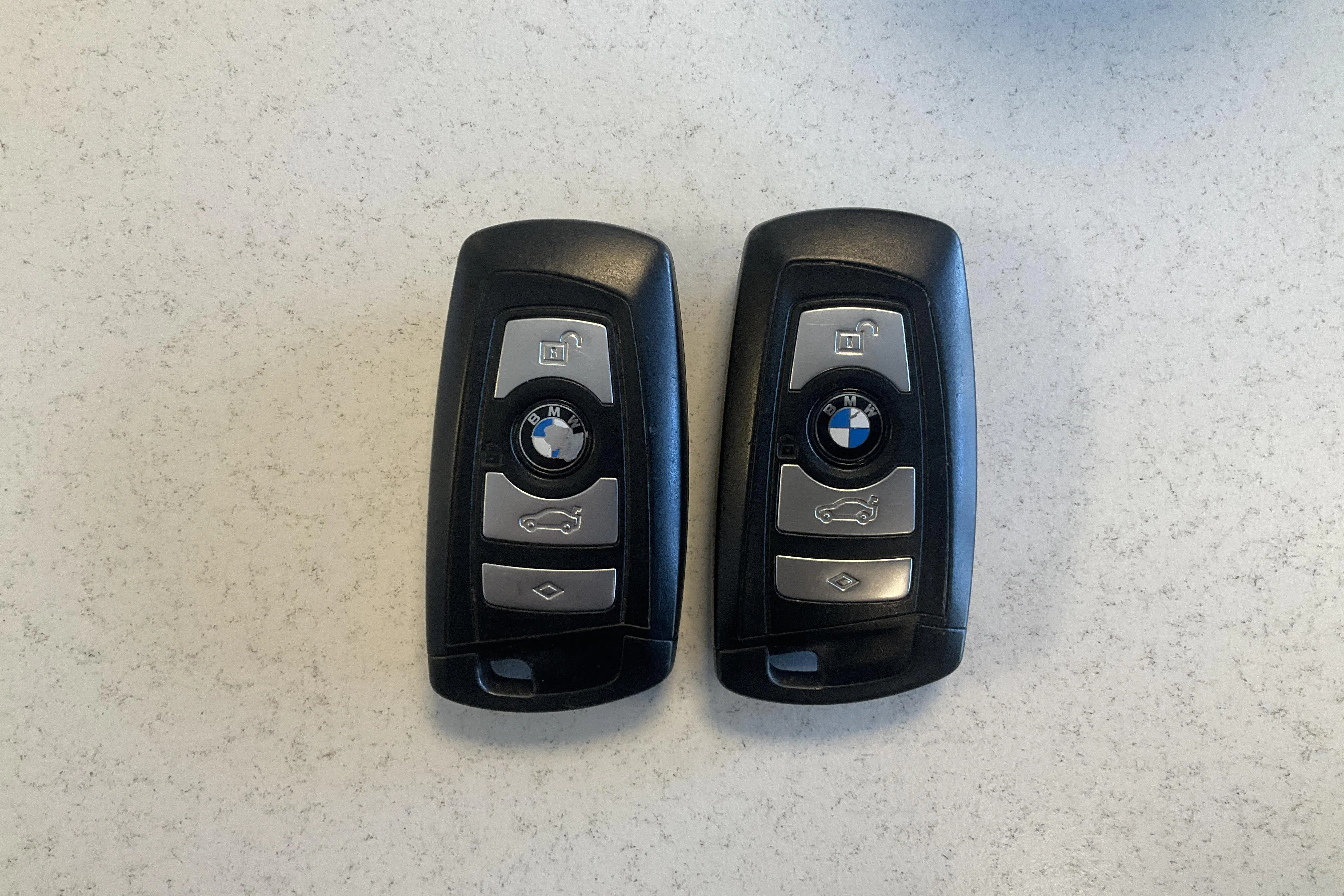 Presentationsfoto 13 av 13: BMW 520d Touring, F11 (184hk) - 22 678 mil - Manuell - vit - 2012