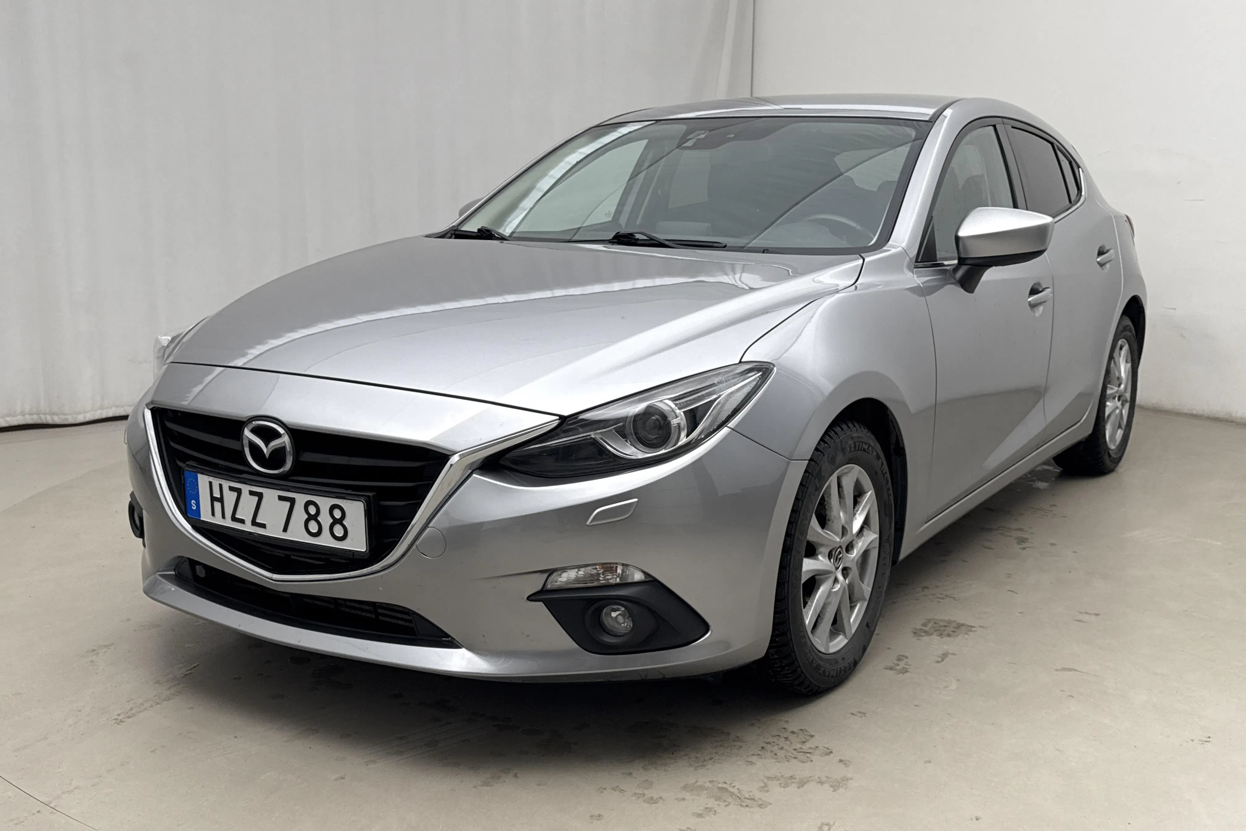 Presentationsfoto 1 av 15: Mazda 3 2.2 DE 5dr (150hk) - 13 102 mil - Automat - grå - 2015