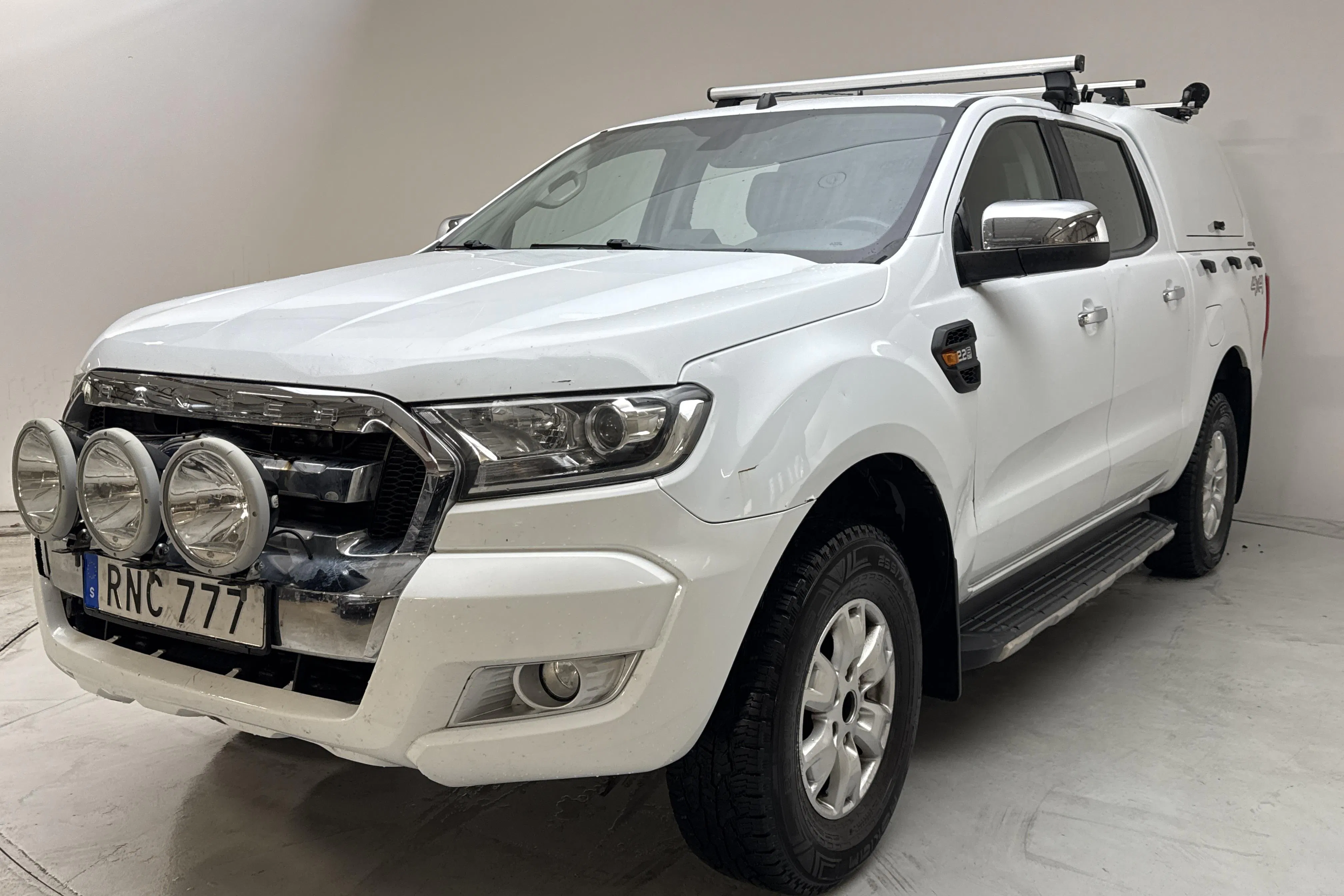 Presentationsfoto 1 av 13: Ford Ranger 2.2 TDCi 4WD (160hk) - 20 518 mil - Automat - vit - 2017