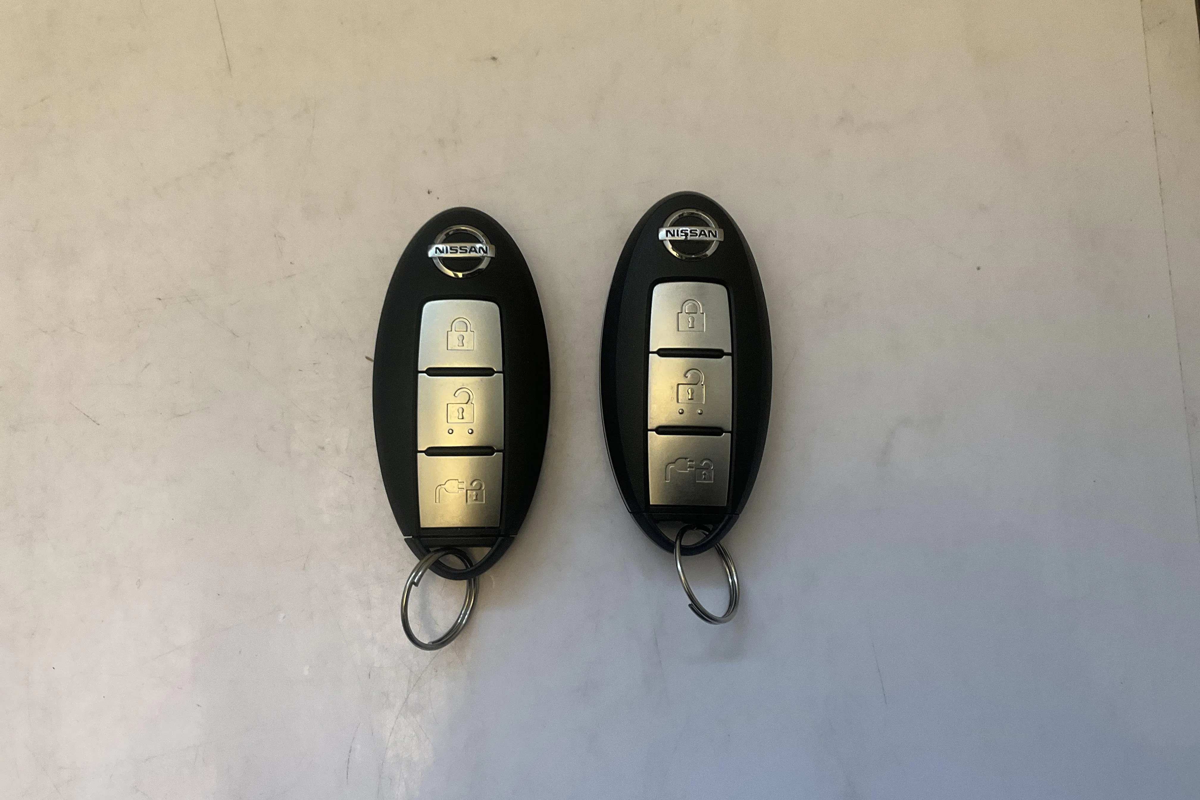 Presentationsfoto 16 av 16: Nissan LEAF 5dr 62kWh (214hk) - 3 412 mil - Automat - vit - 2021