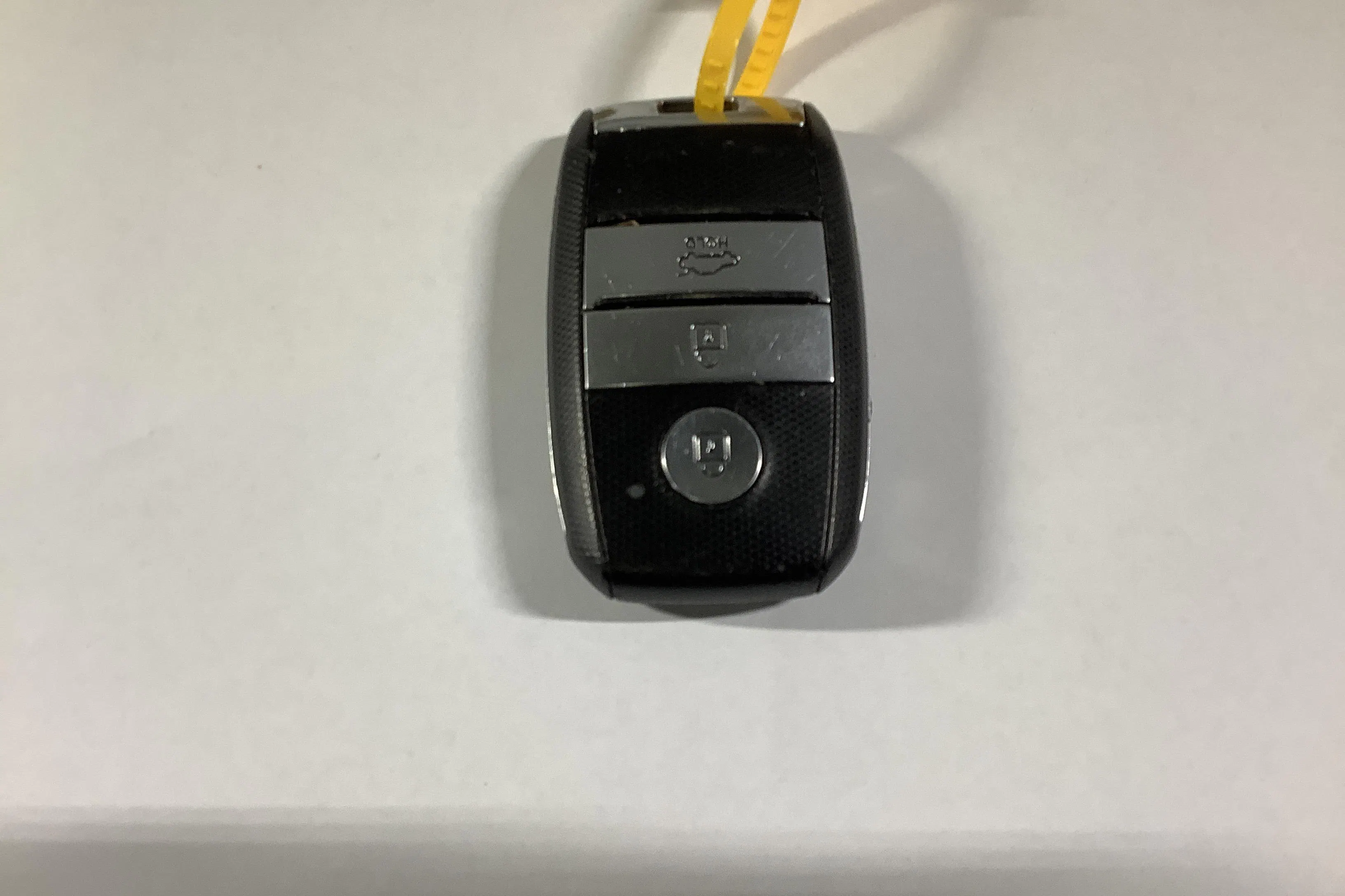 Presentationsfoto 18 av 18: KIA Optima 2.0 GDi Plug-in Hybrid SW (205hk) - 13 083 mil - Automat - vit - 2020