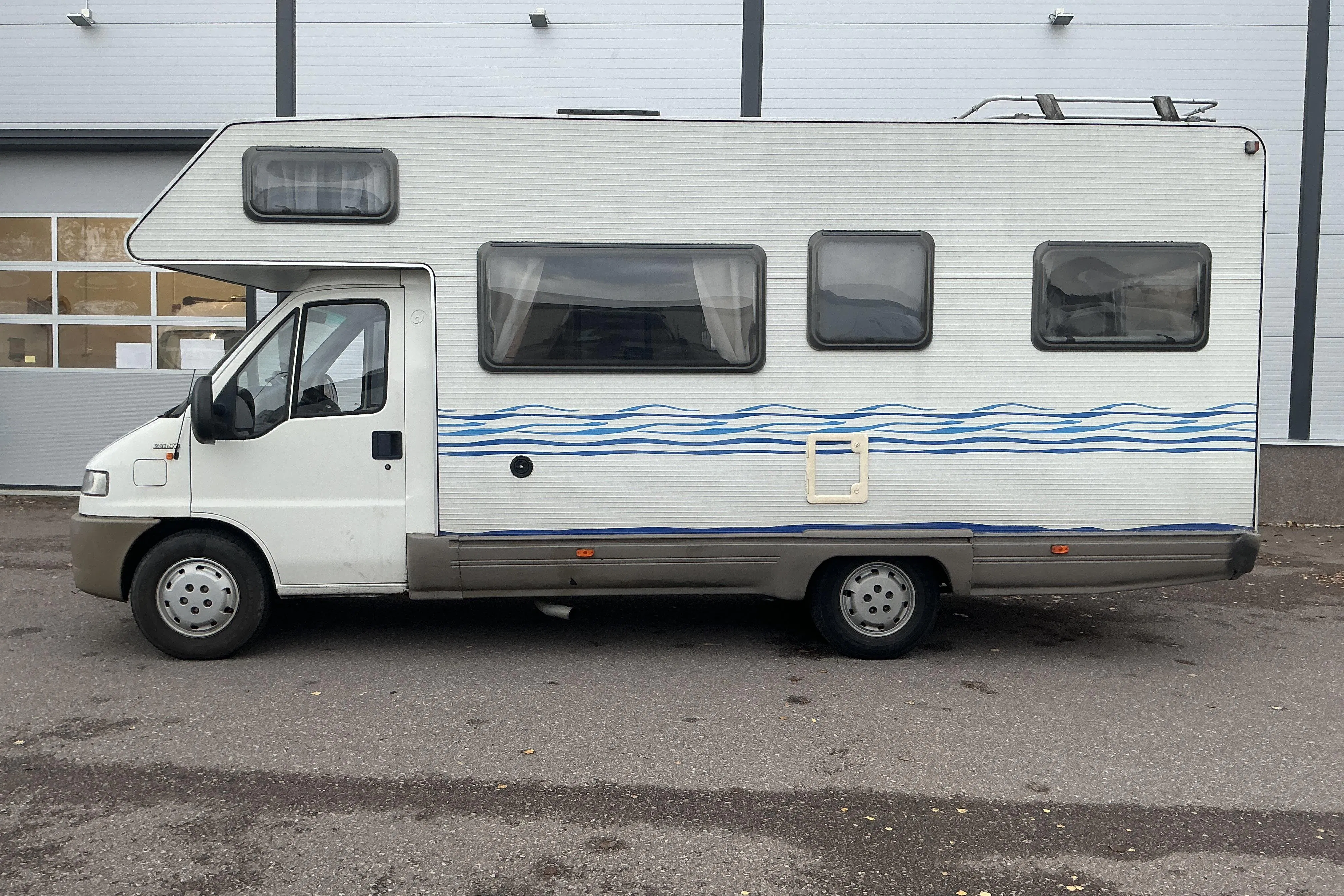 Presentationsfoto 2 av 35: FIAT Ci AUTO ROLLER Husbil - 15 890 mil - Manuell - vit - 2000