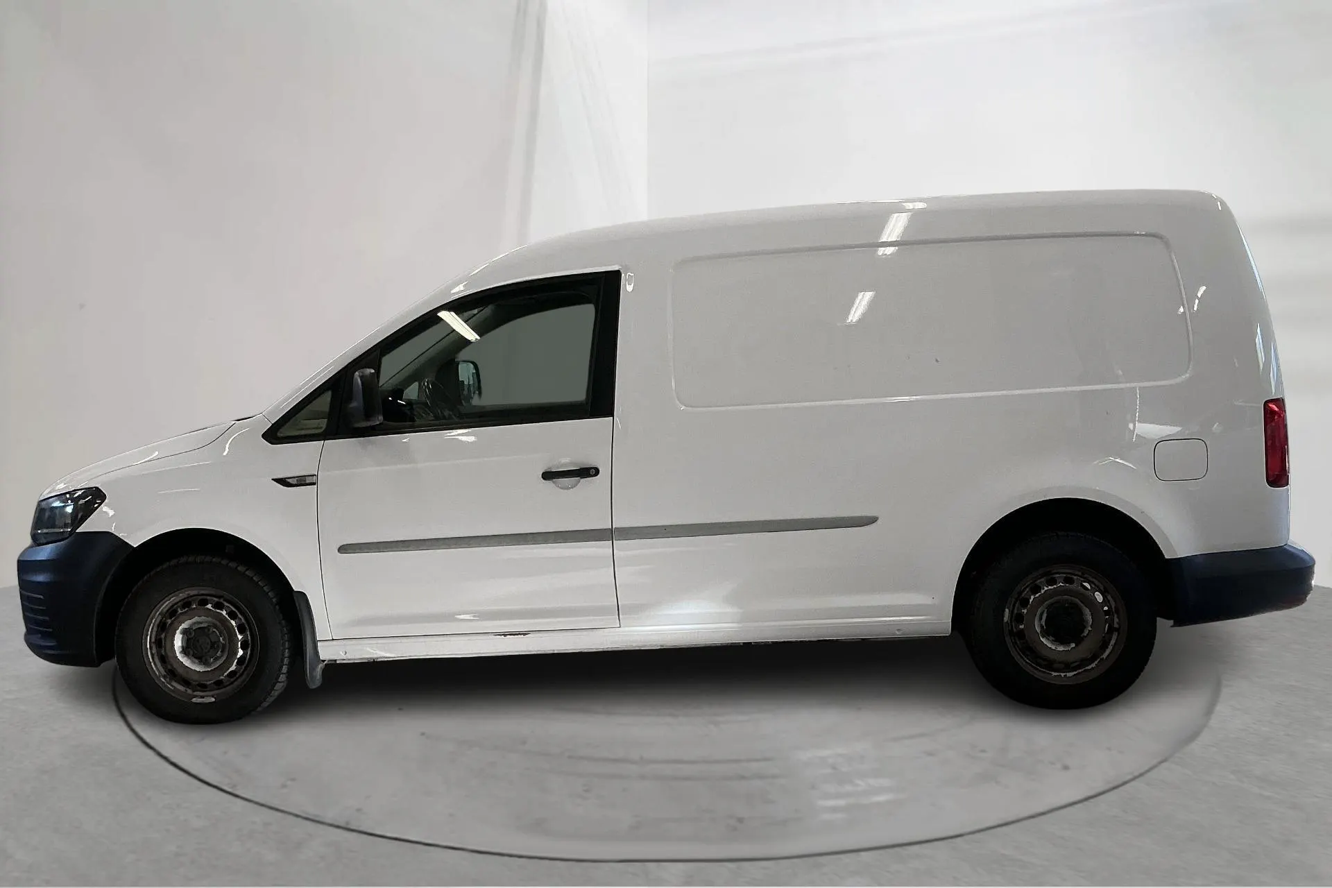 Presentation photo 2 of 14: VW Caddy 2.0 TDI Maxi Skåp (102hk) - 108 920 km - Manual - white - 2018