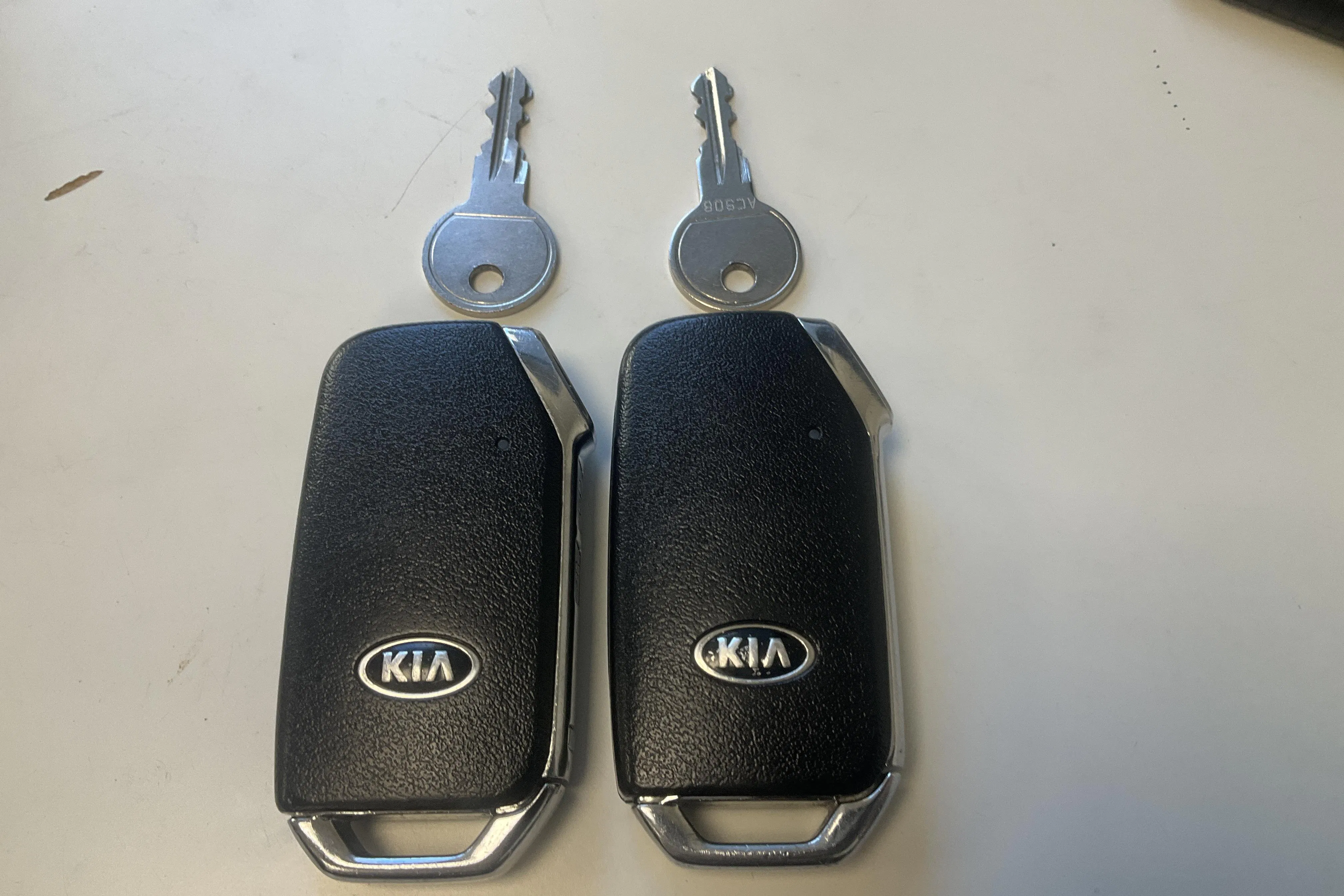 Presentationsfoto 20 av 20: KIA Ceed 1.6 Plug-in Hybrid SW (141hk) - 8 056 mil - Automat - grå - 2021