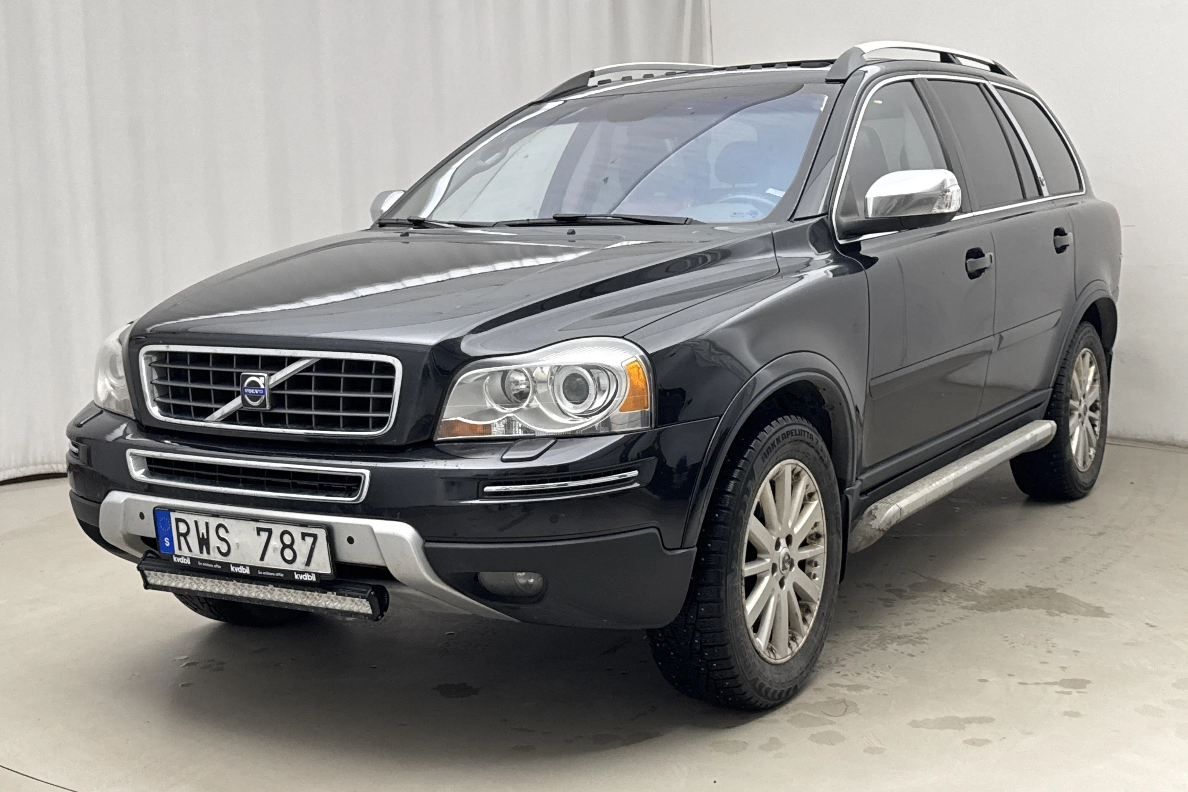 Presentationsfoto 1 av 23: Volvo XC90 D5 (185hk) - 19 841 mil - Automat - svart - 2008