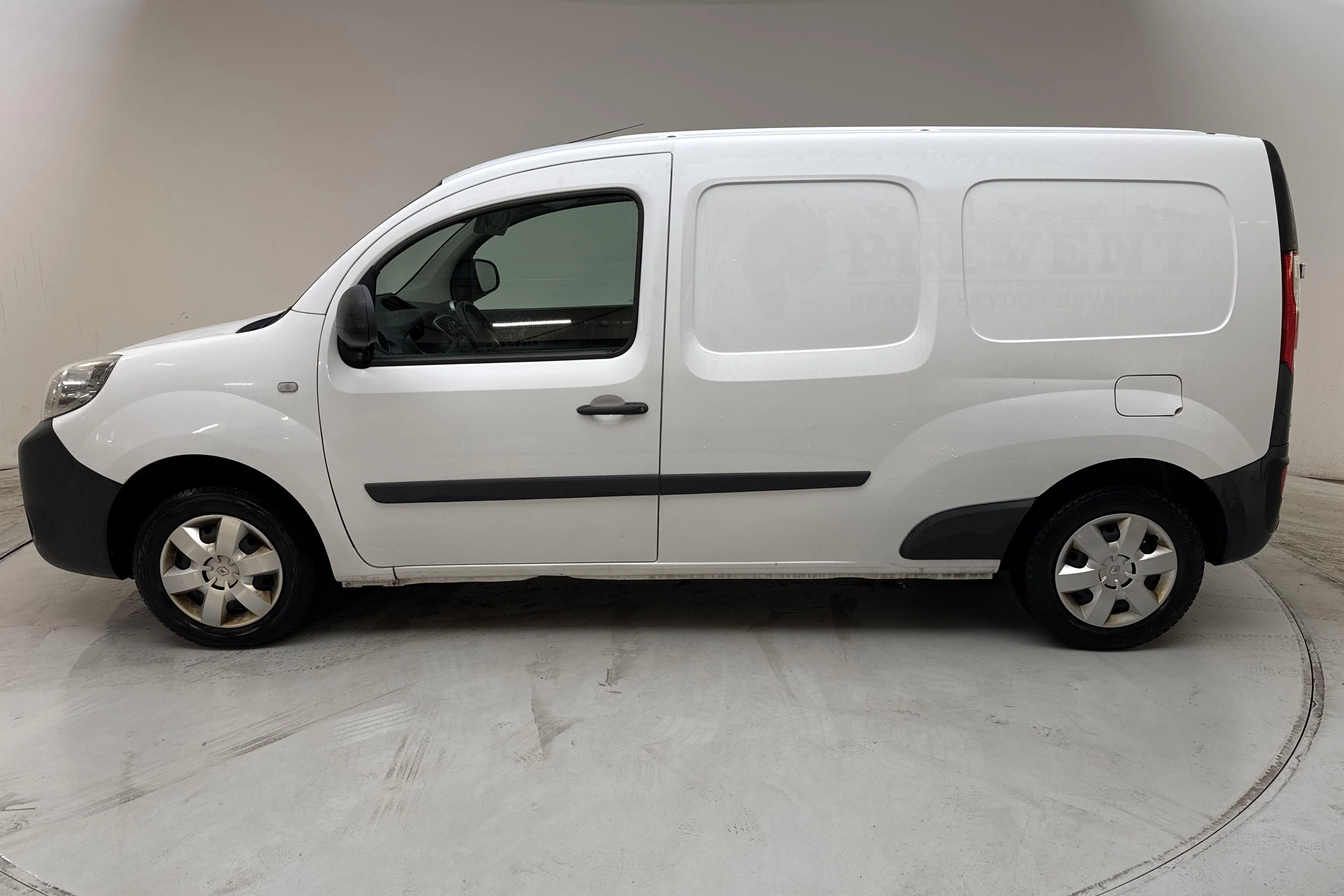 Presentationsfoto 2 av 13: Renault Kangoo 1.5 dCi Maxi Skåp (95hk) - 8 058 mil - Manuell - vit - 2020