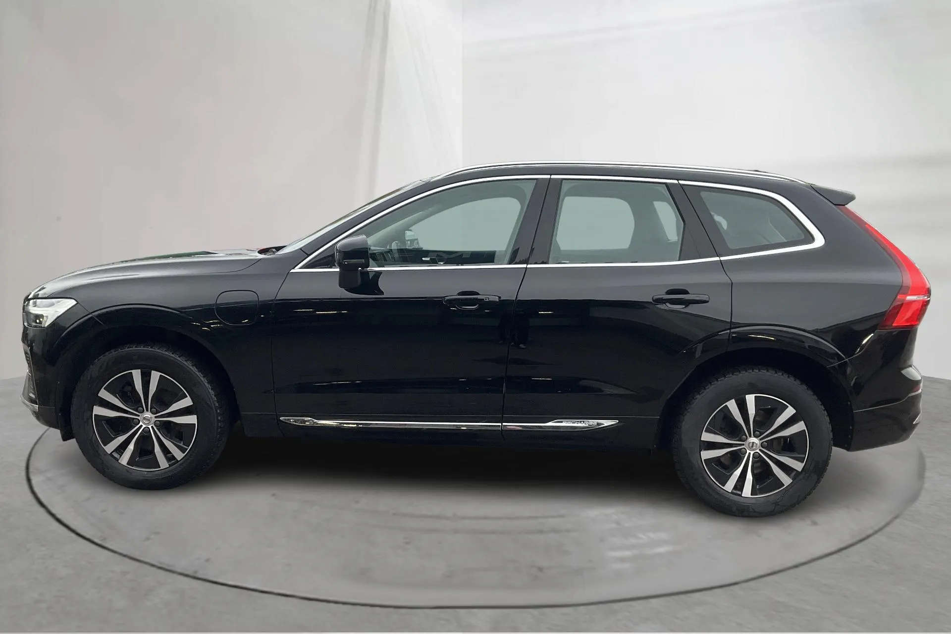 Presentation photo 2 of 24: Volvo XC60 T6 AWD Recharge (340hk) - 114 130 km - Automatic - black - 2022