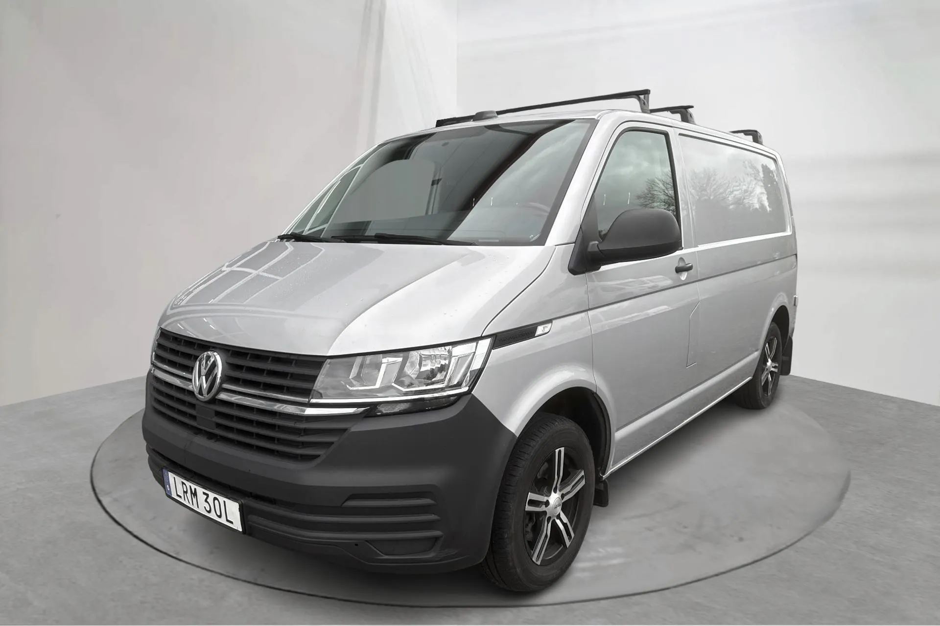 Presentation photo 1 of 17: VW Transporter T6.1 Skåp TDI (110hk) - 80 910 km - Manual - silver - 2020