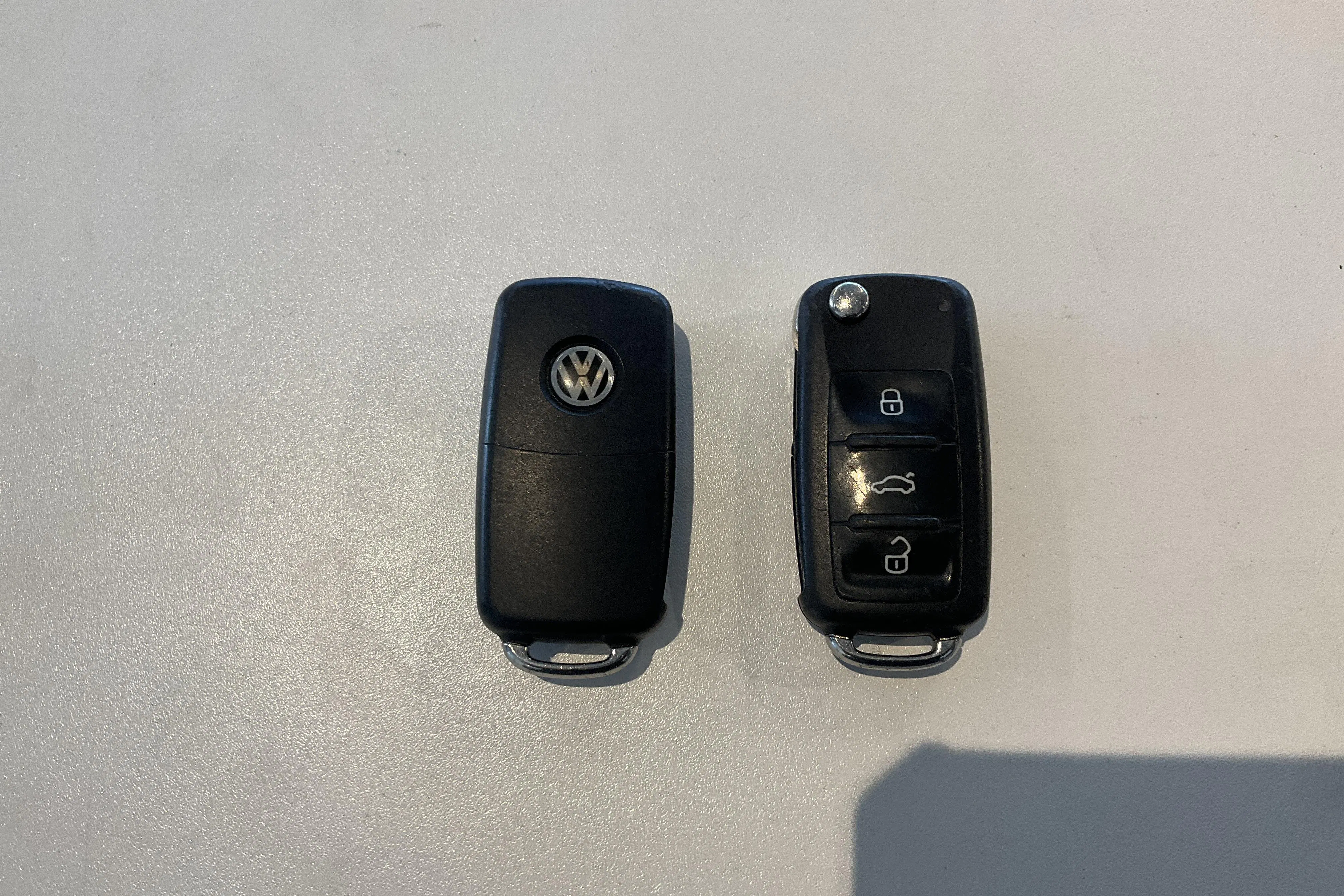 Presentationsfoto 18 av 18: VW Sharan 2.0 TDI (150hk) - 17 952 mil - Automat - silver - 2016